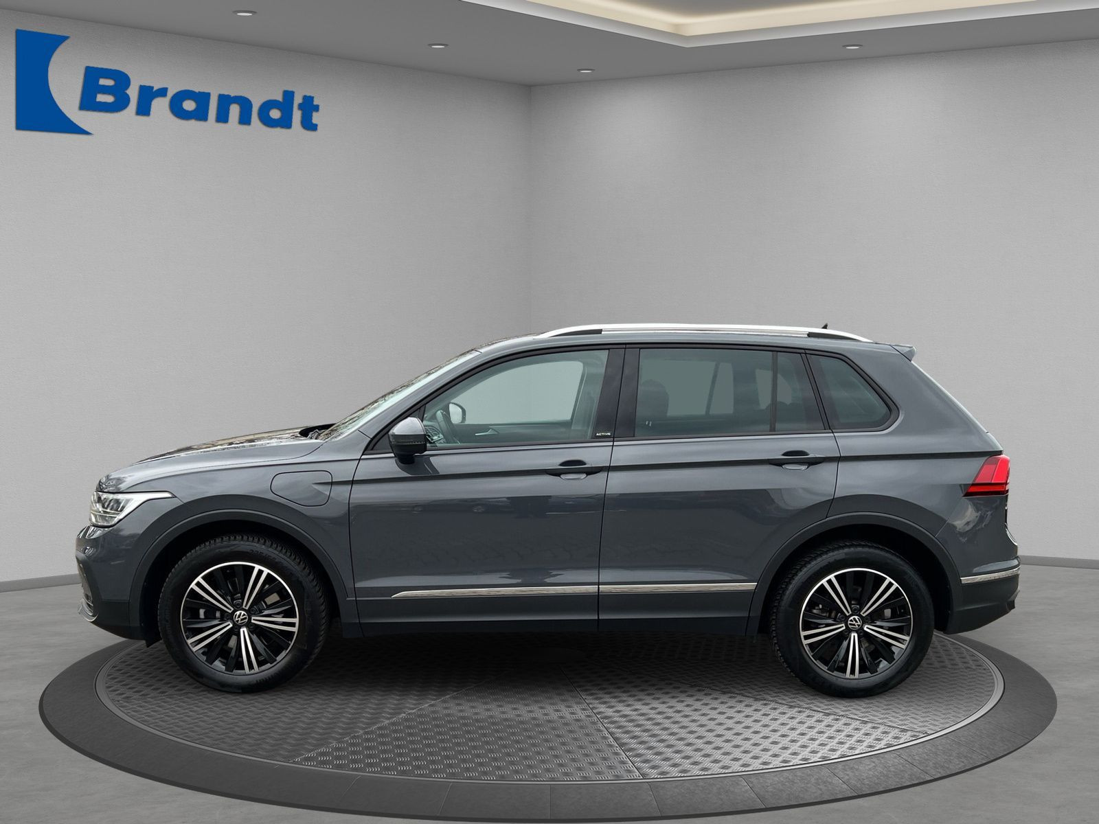 Volkswagen - Tiguan_2