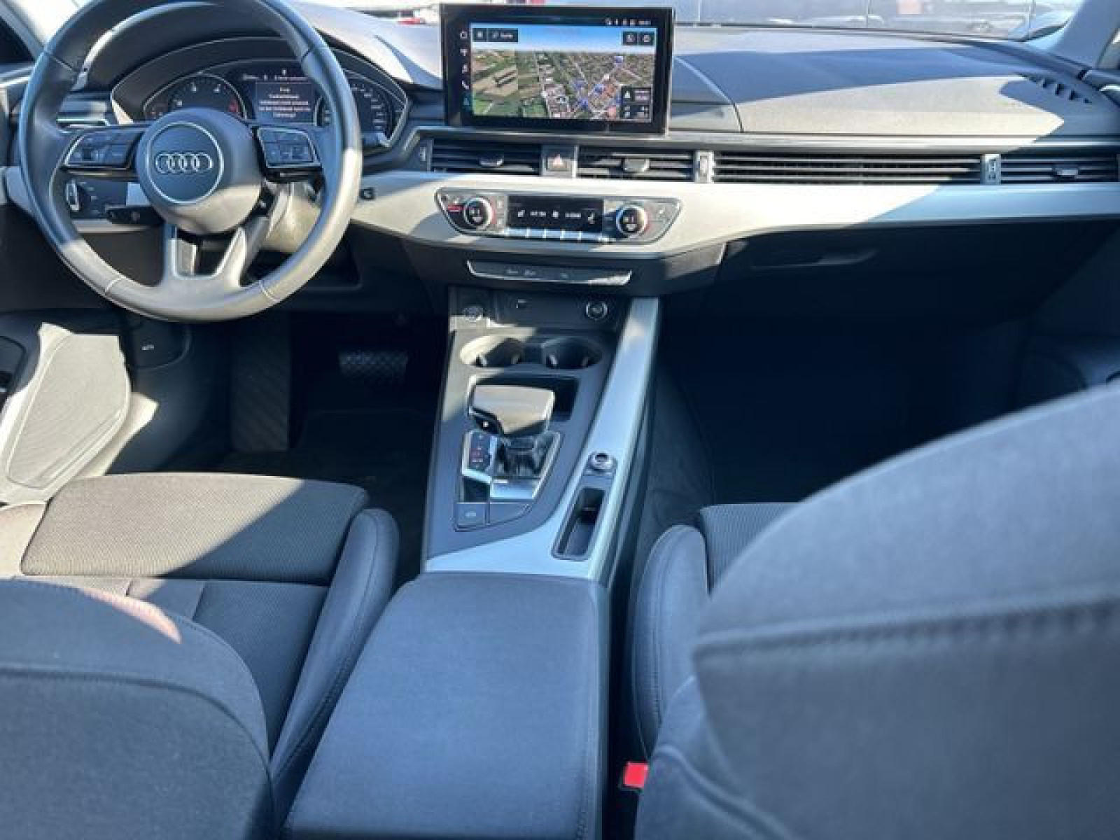 Audi - A4 Limousine_8
