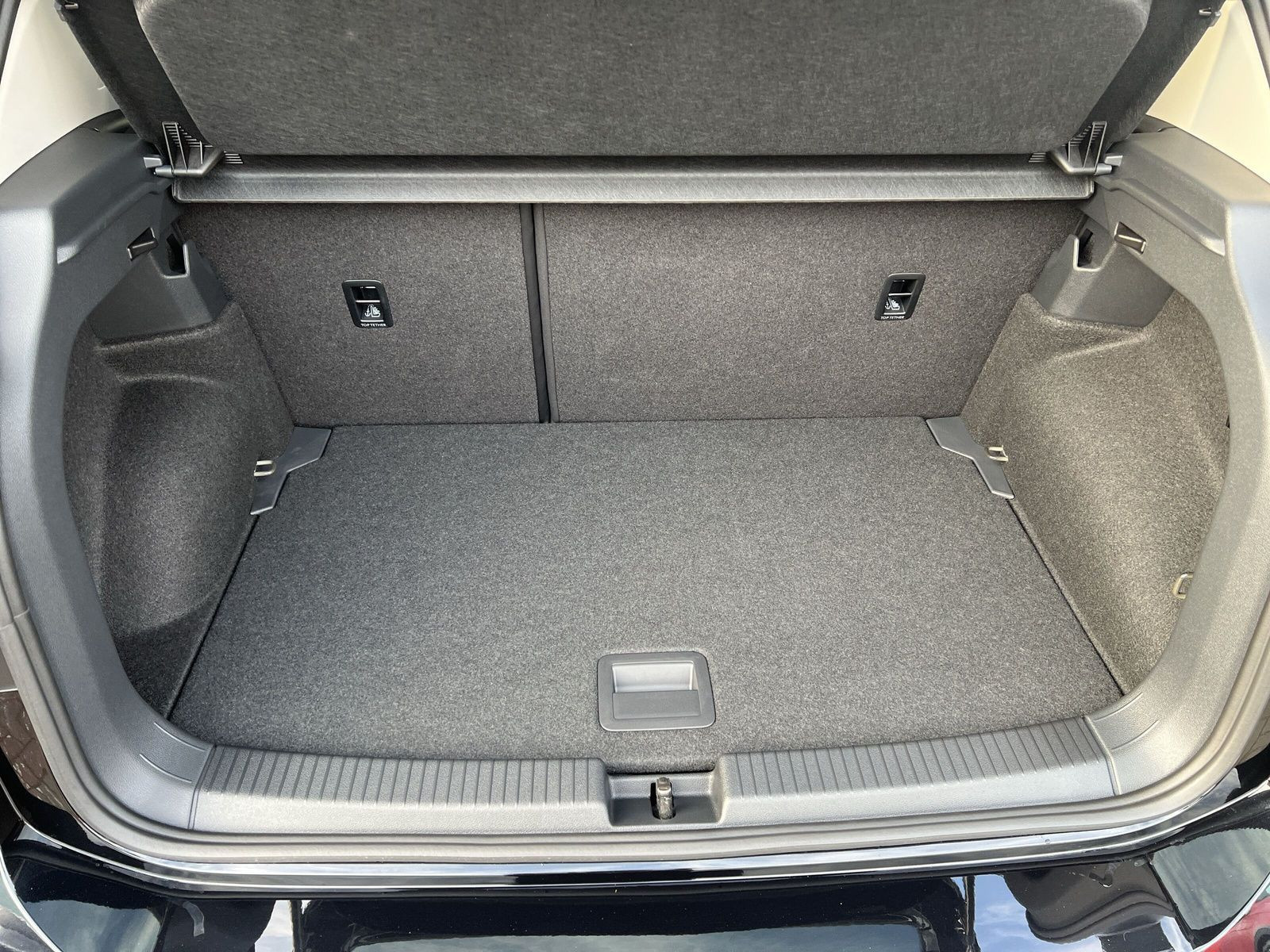 Volkswagen - T-Cross_10