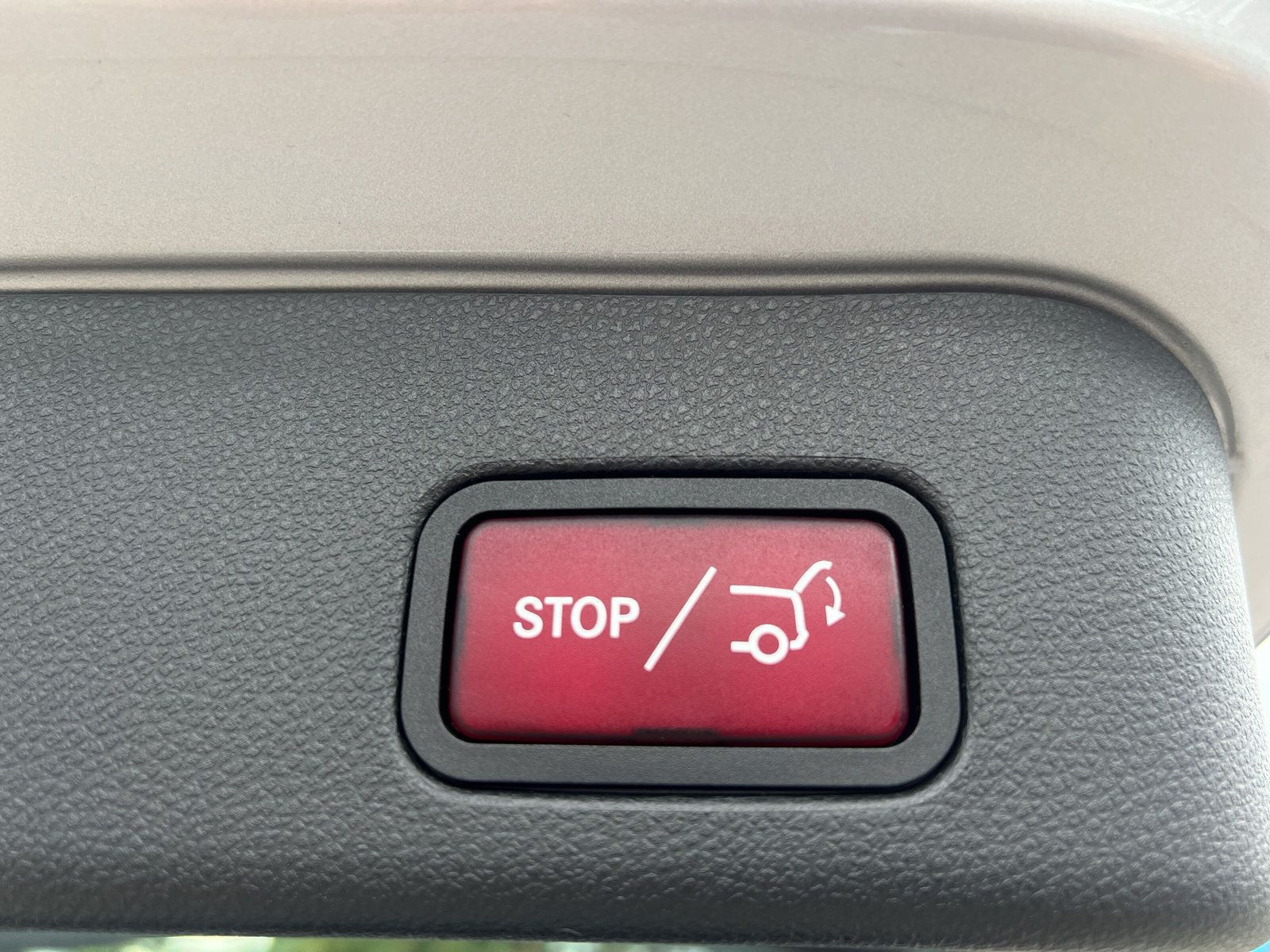 Mercedes-Benz - GLE 400_29