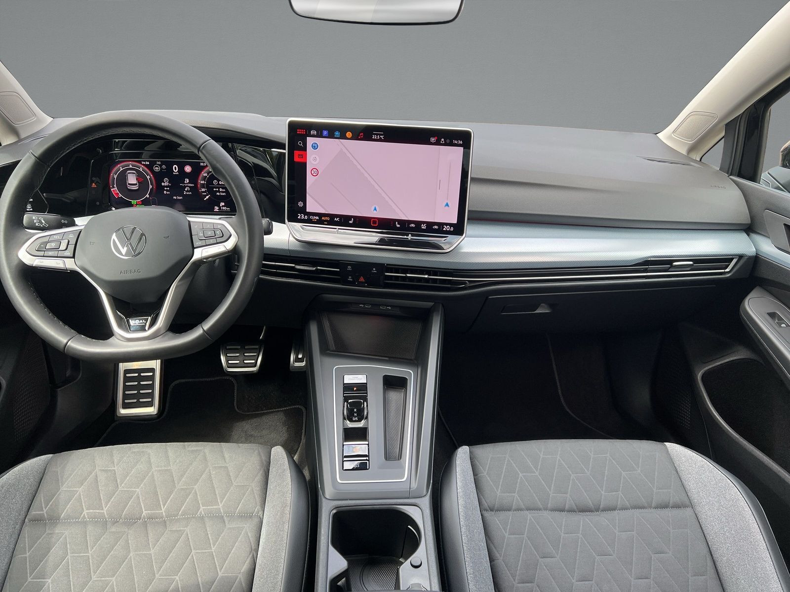 Volkswagen - Golf_9