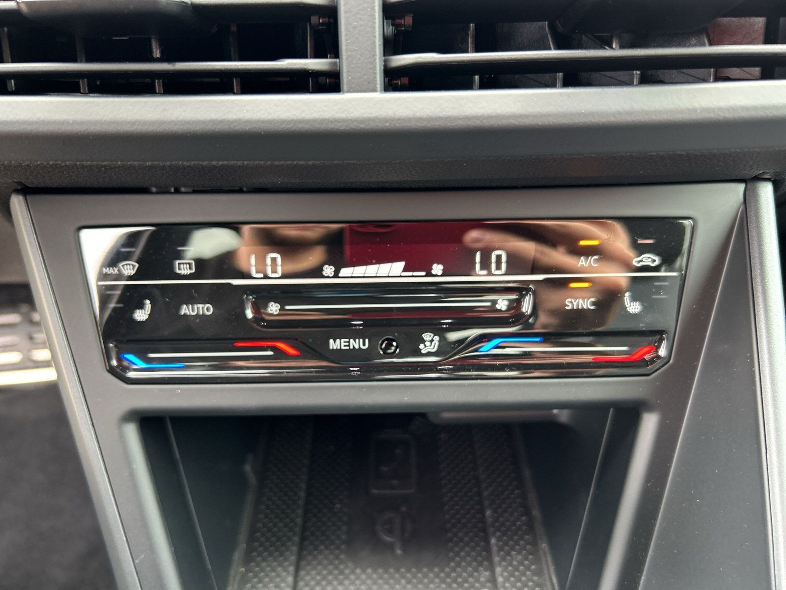 Volkswagen - Polo_19