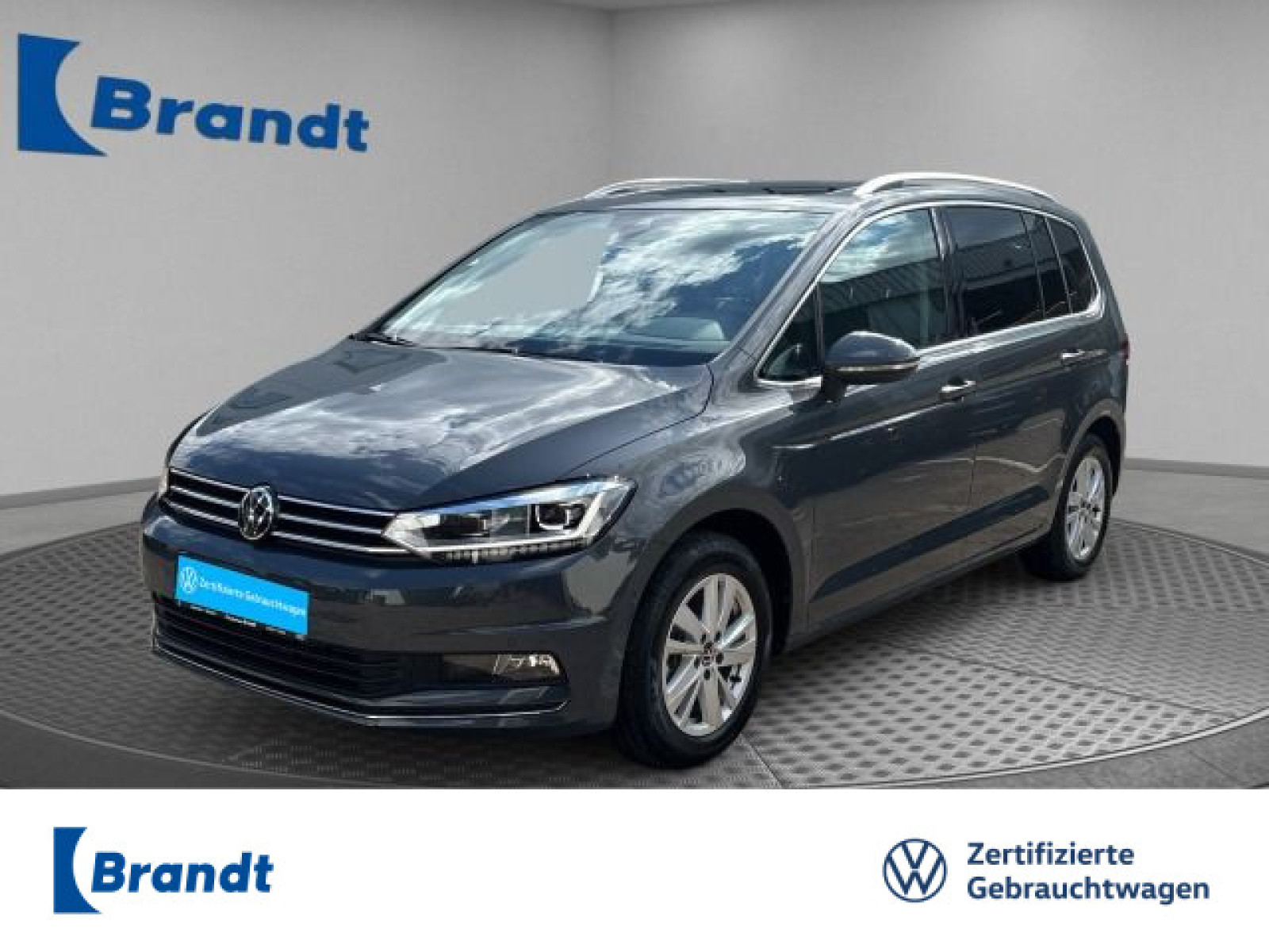 Touran 1.5 TSI Highline DSG+LED+PANO+KAMERA+AHK