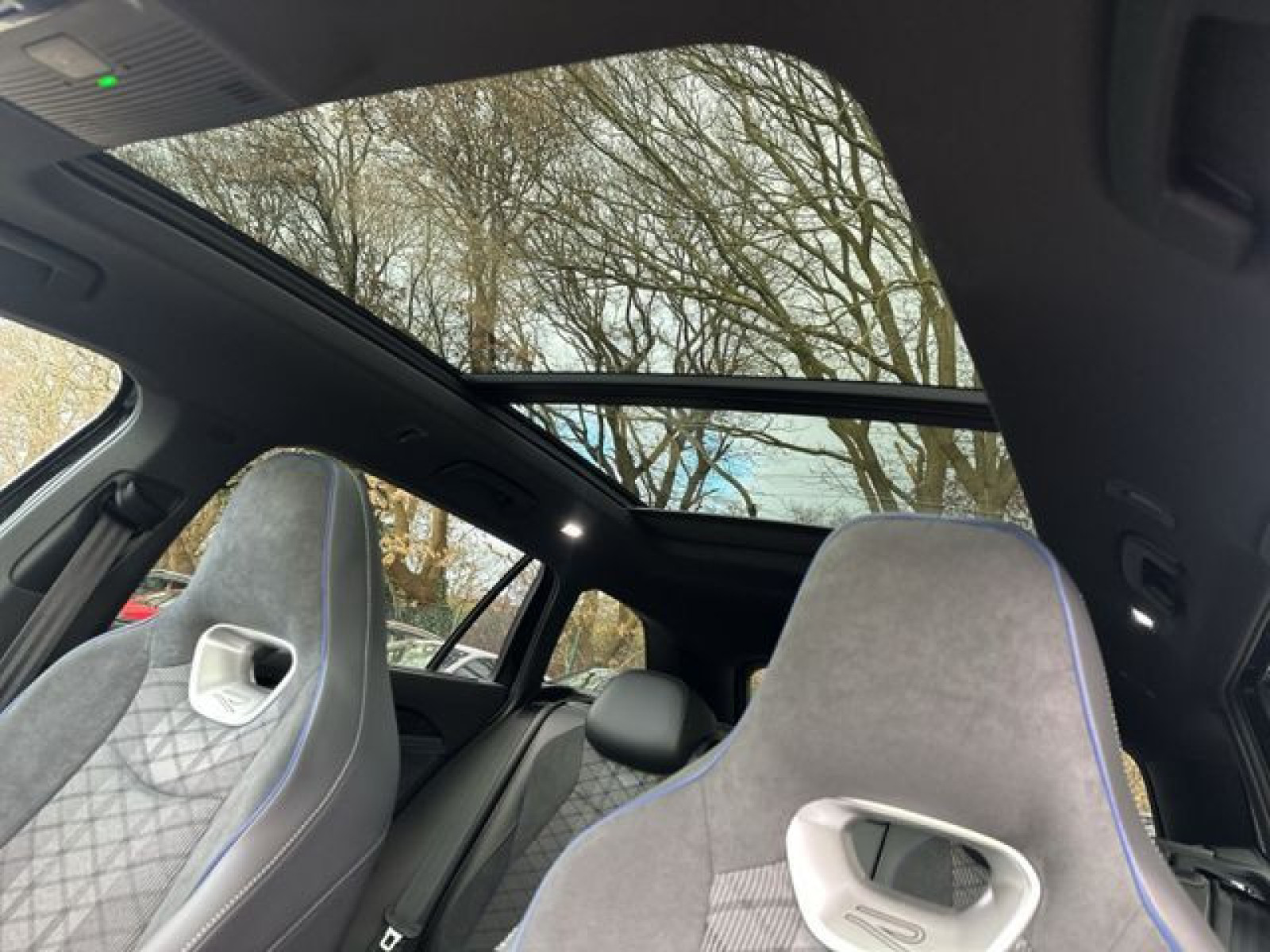 Volkswagen - Passat Variant_29