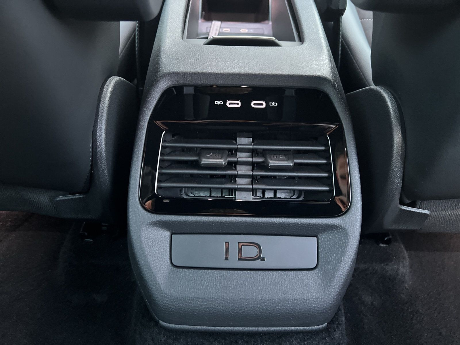 Volkswagen - ID.4_22