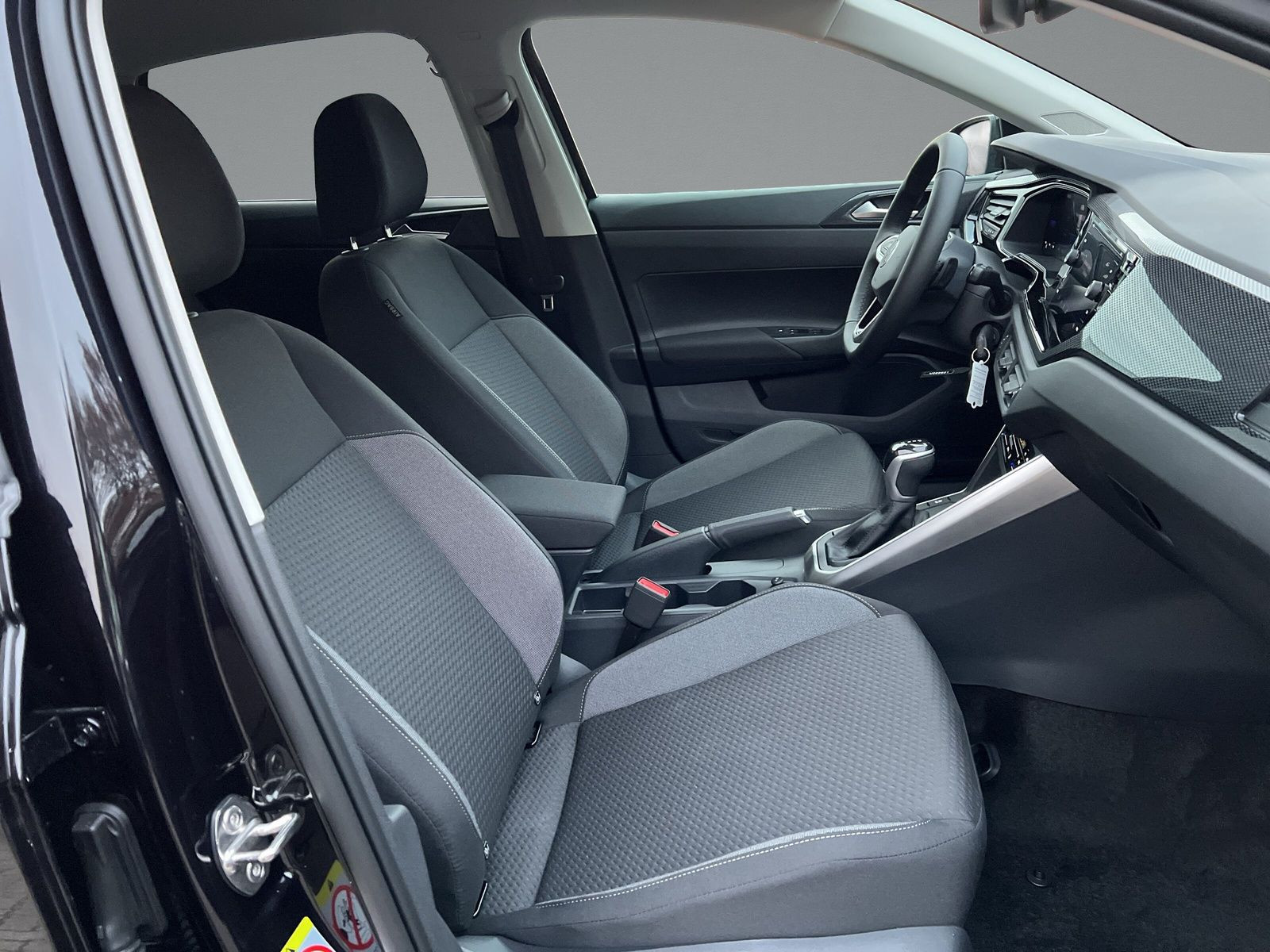 Volkswagen - Polo_13