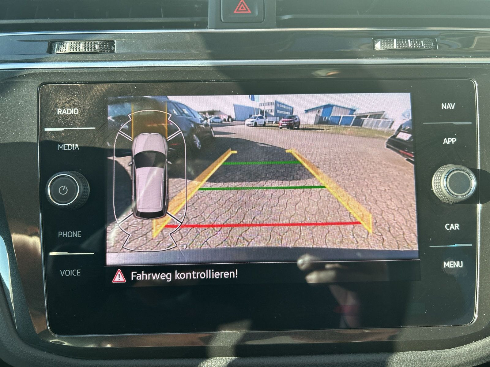 Volkswagen - Tiguan_16