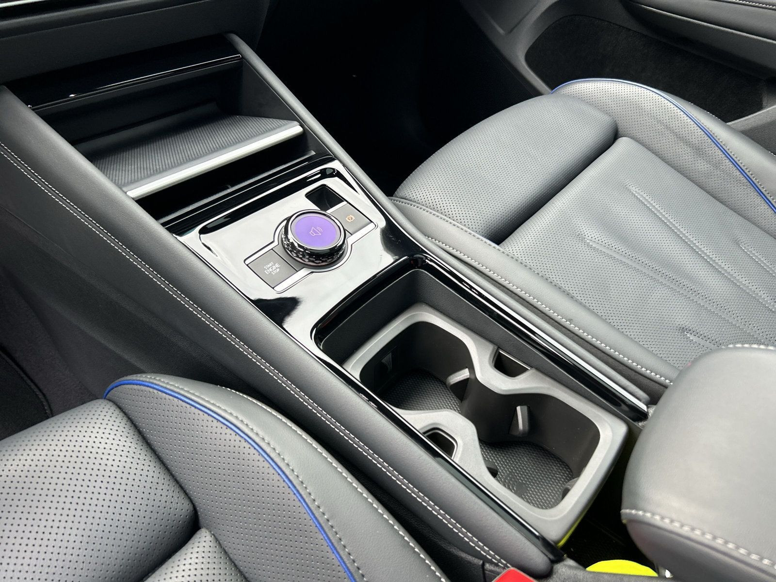 Volkswagen - Tiguan_16