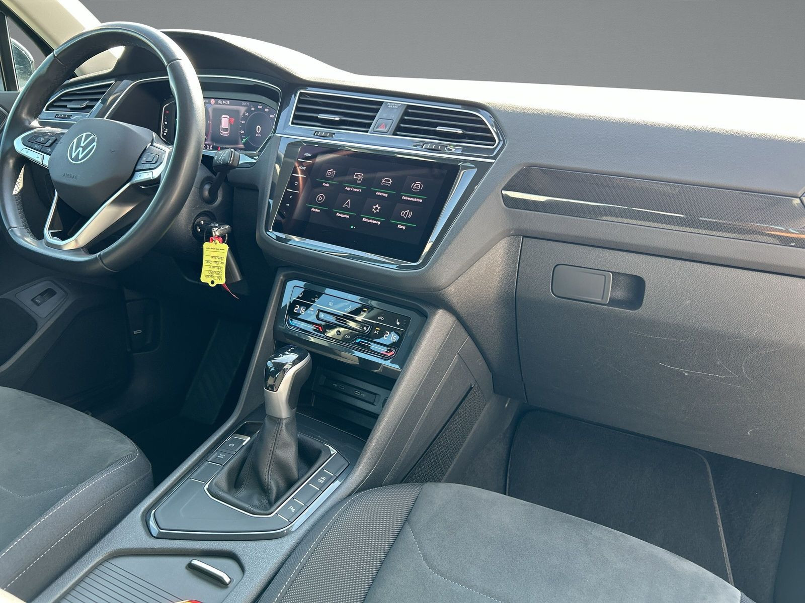 Volkswagen - Tiguan_14