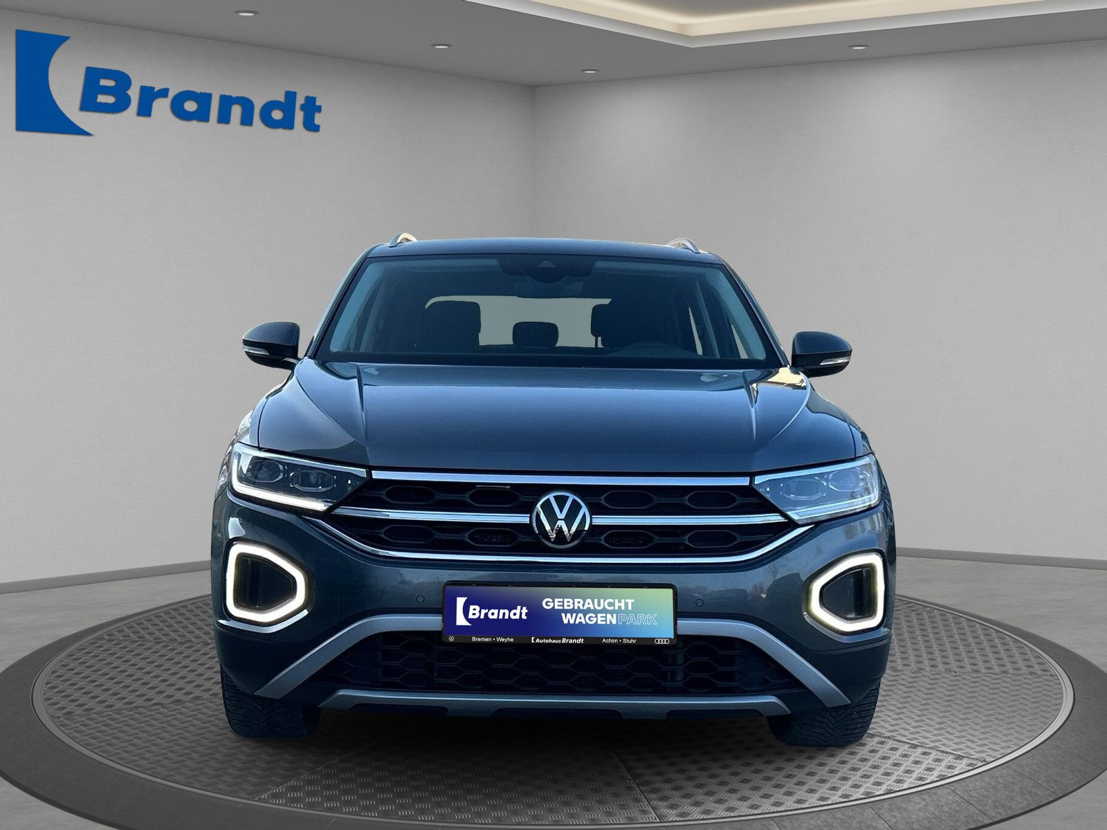 Volkswagen - T-Roc_4