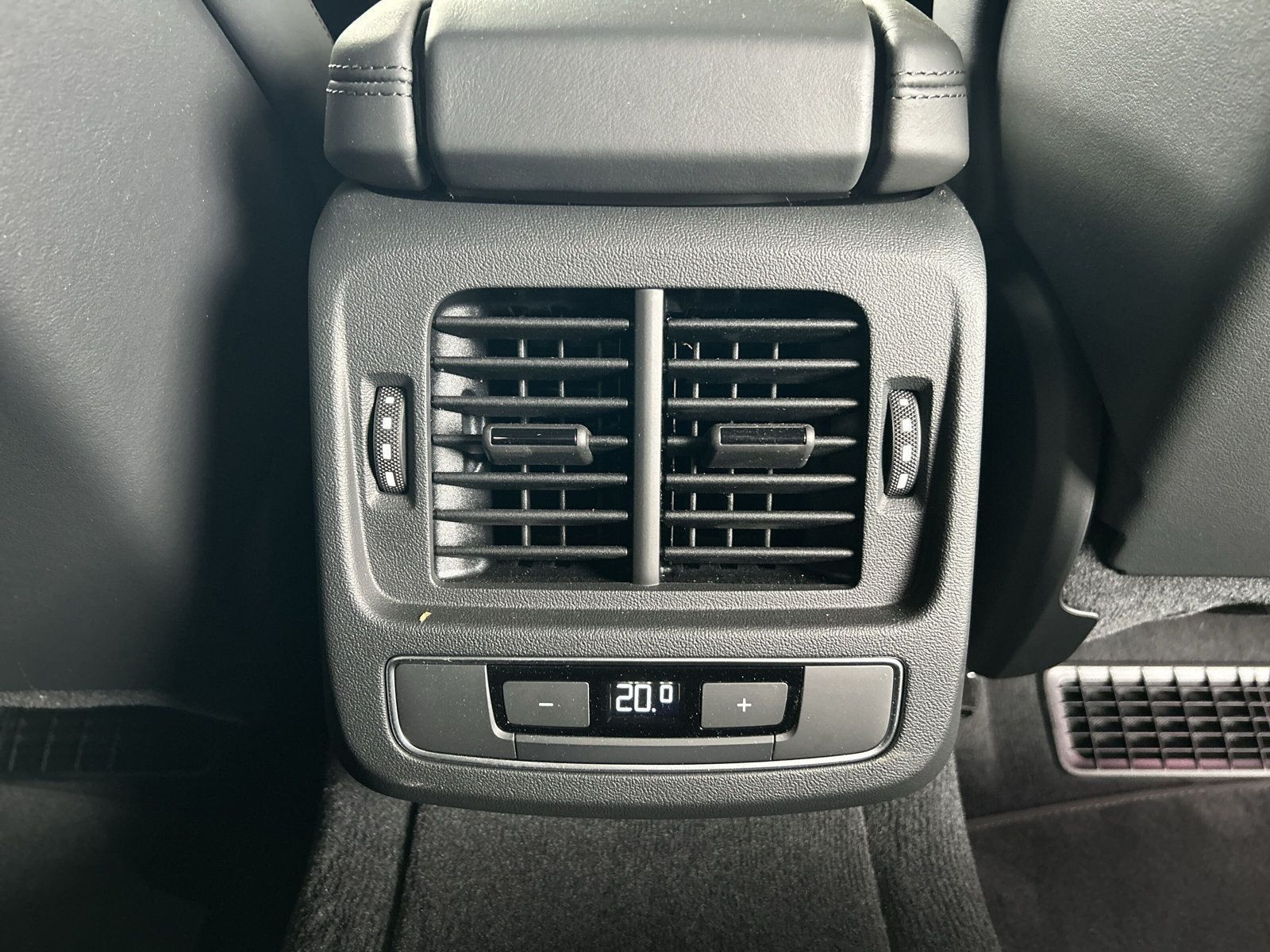 Audi - e-tron GT quattro_28