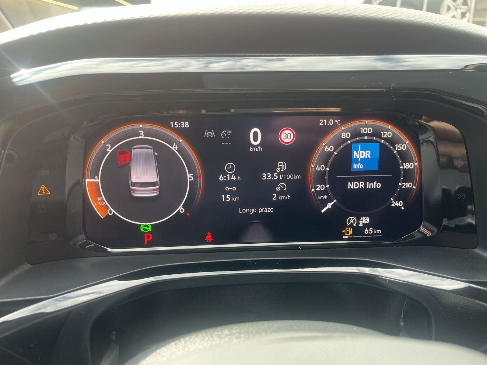 Volkswagen - Multivan_19