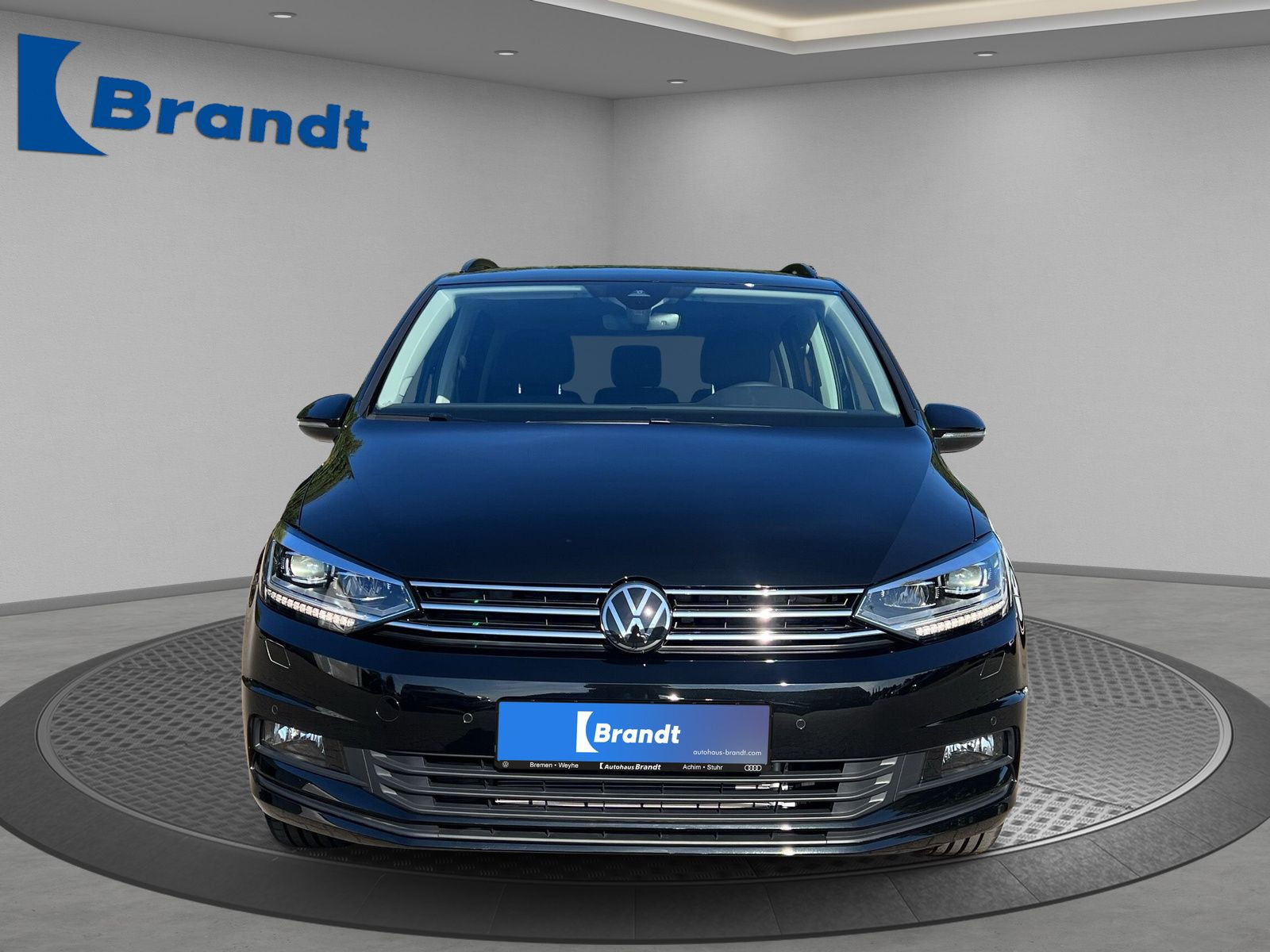 Volkswagen - Touran_4