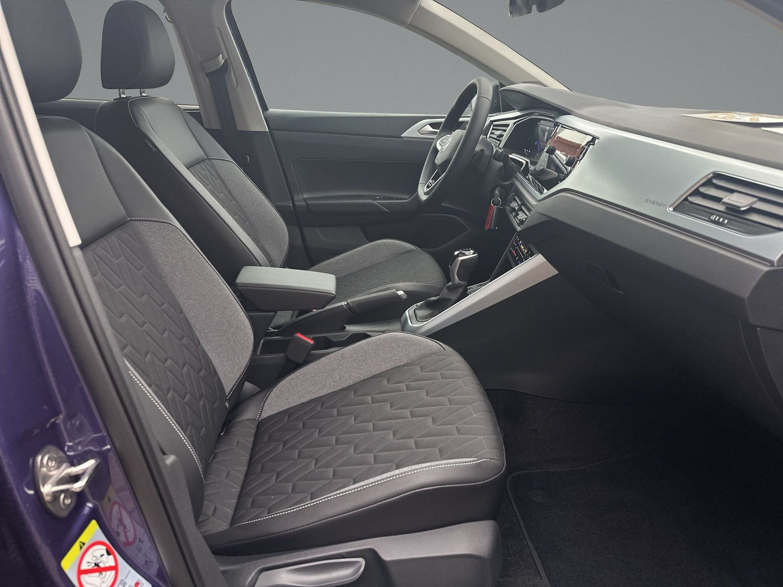 Volkswagen - Polo_10