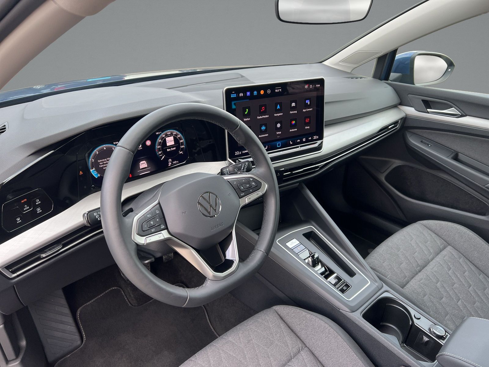 Volkswagen - Golf_9