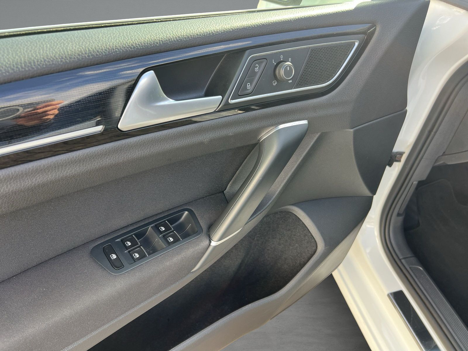 Volkswagen - Golf Sportsvan_21 Volkswagen - Golf Sportsvan_21