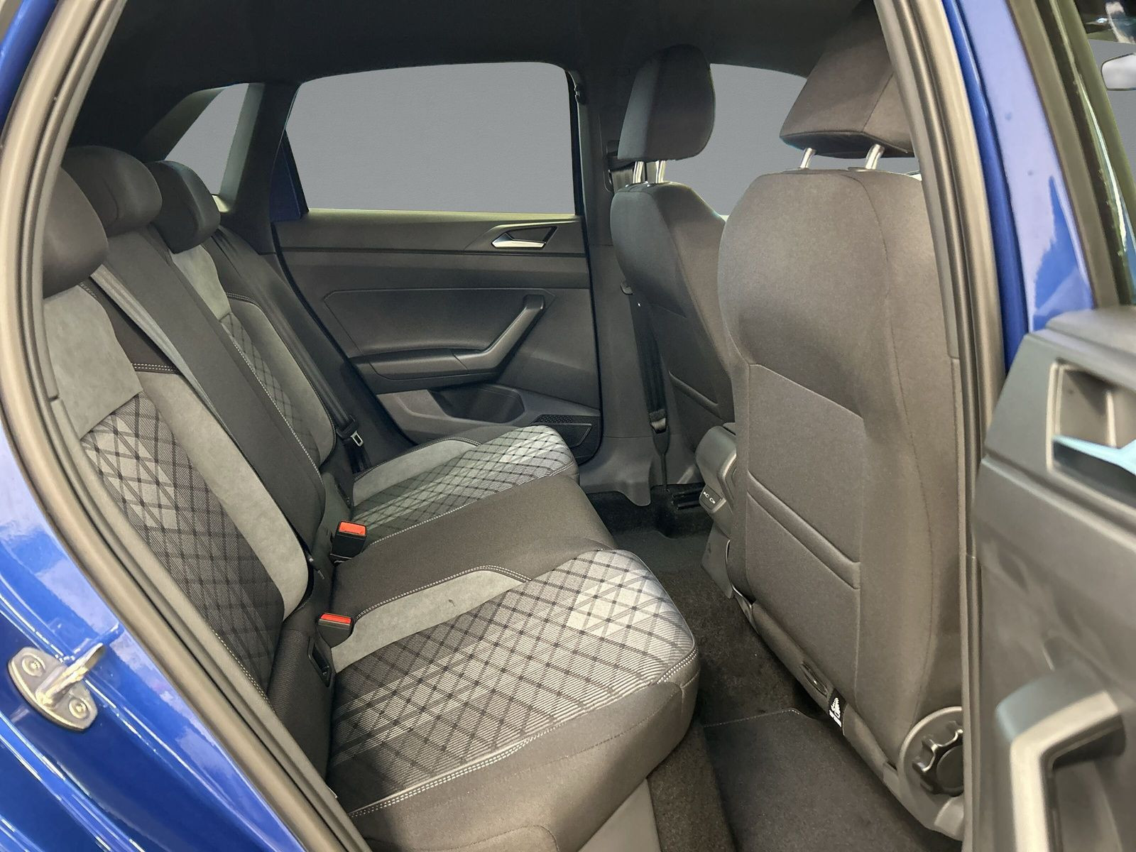 Volkswagen - Polo_14