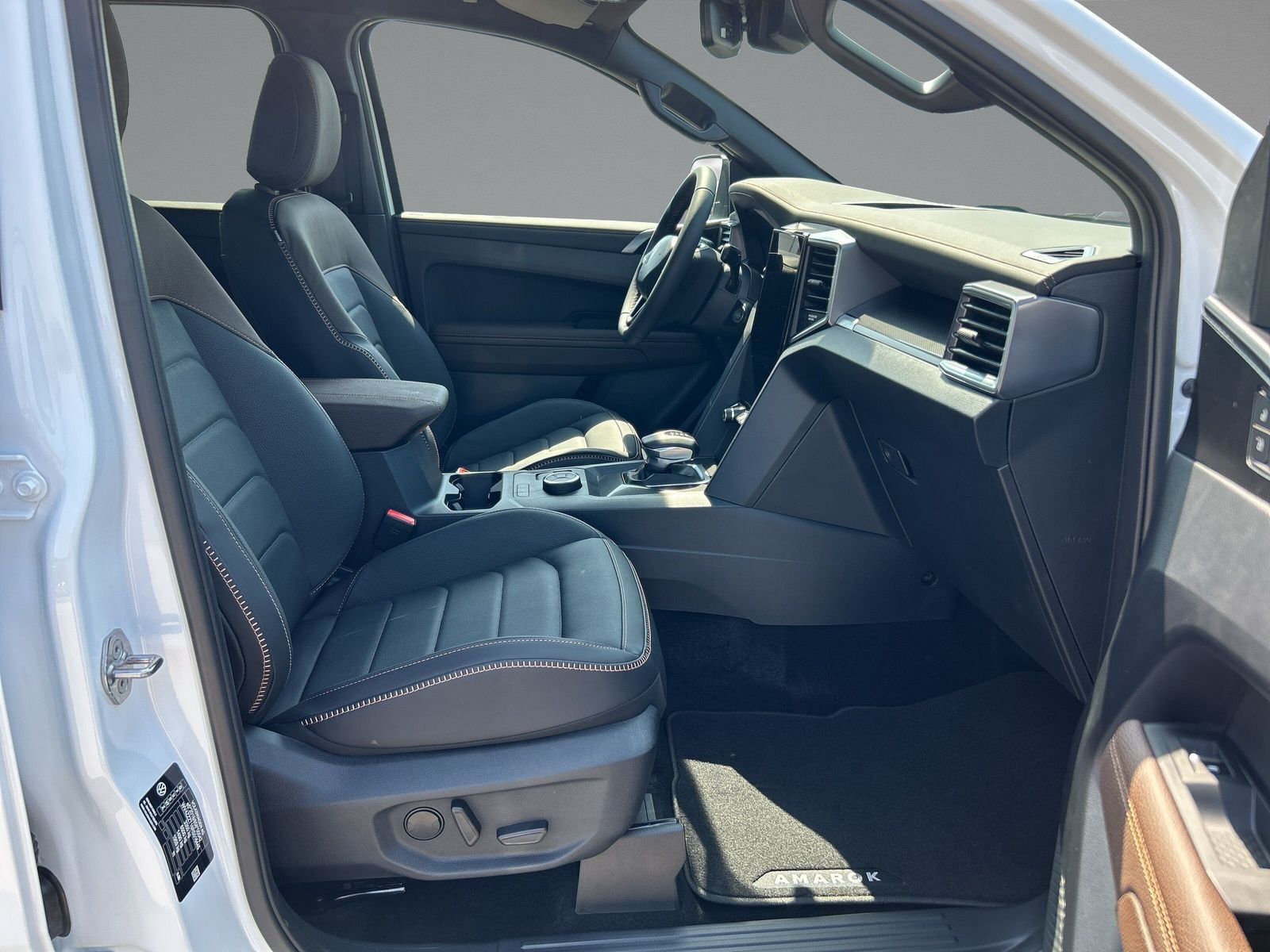 Volkswagen - Amarok_12