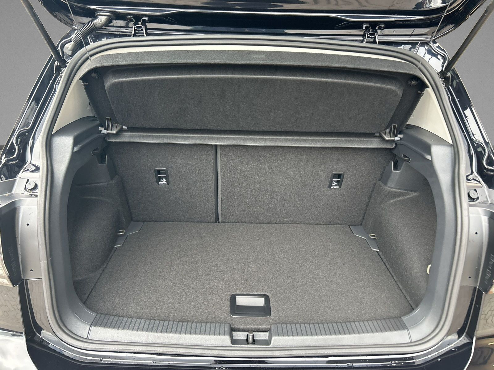 Volkswagen - T-Cross_9