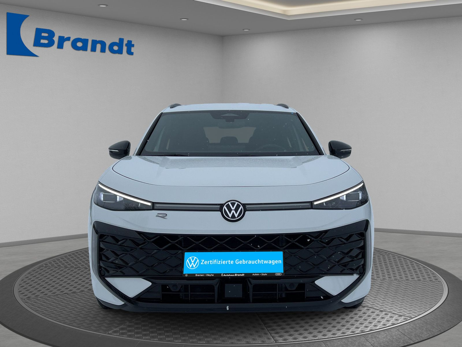 Volkswagen - T-Roc_4