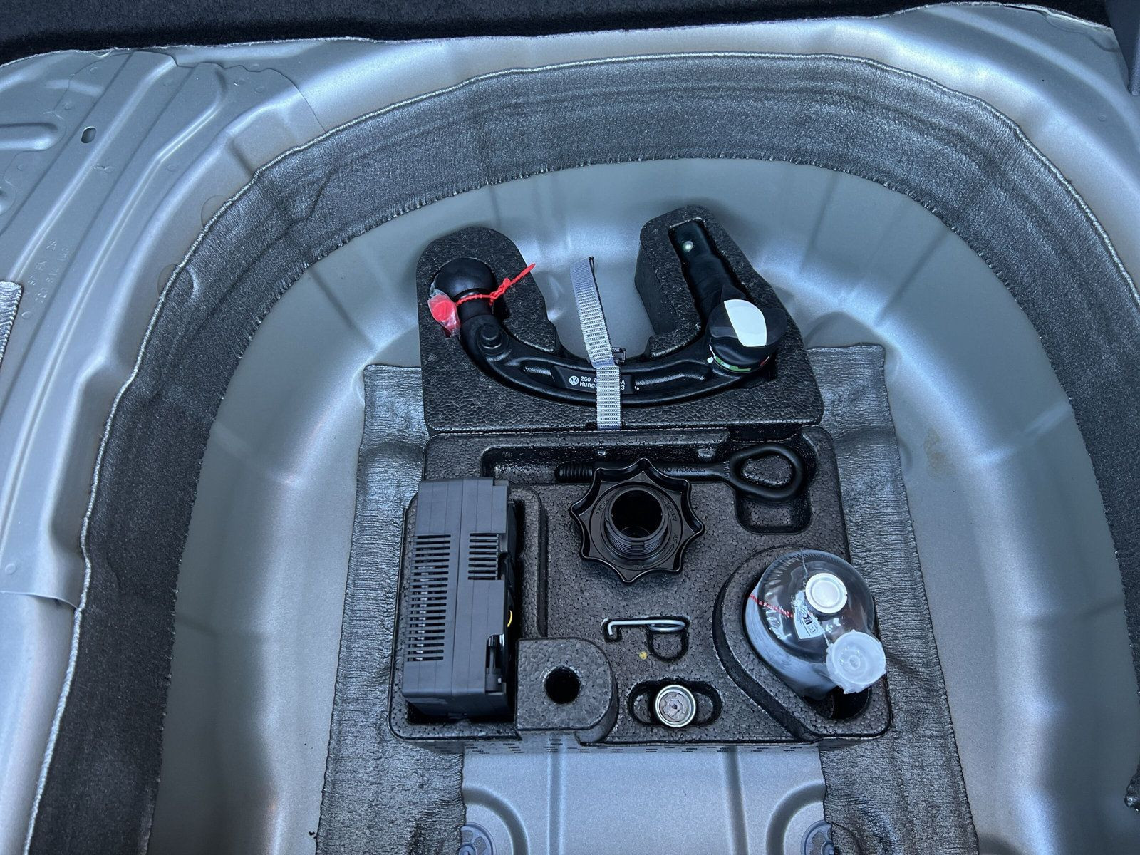 Volkswagen - T-Cross_24