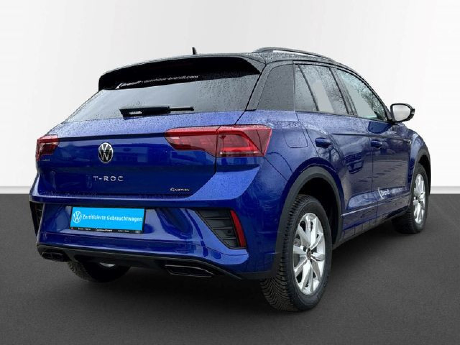 Volkswagen - T-Roc_4