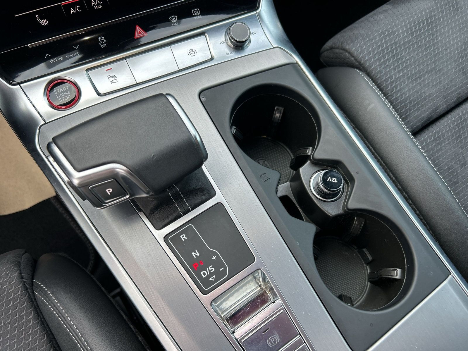 Audi - S6 Limousine_15