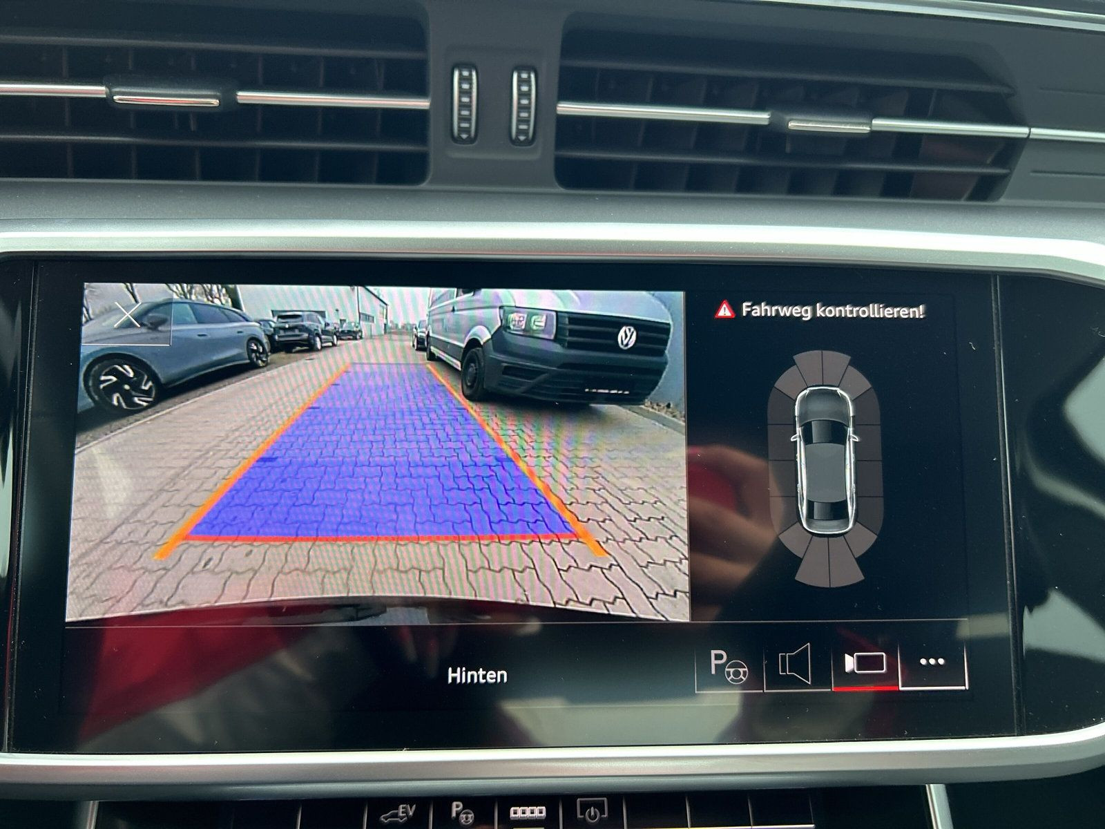 Audi - A6 Limousine_35