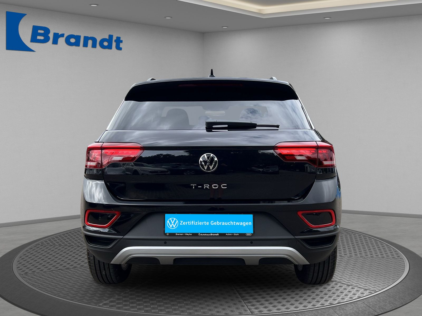 Volkswagen - T-Roc_6