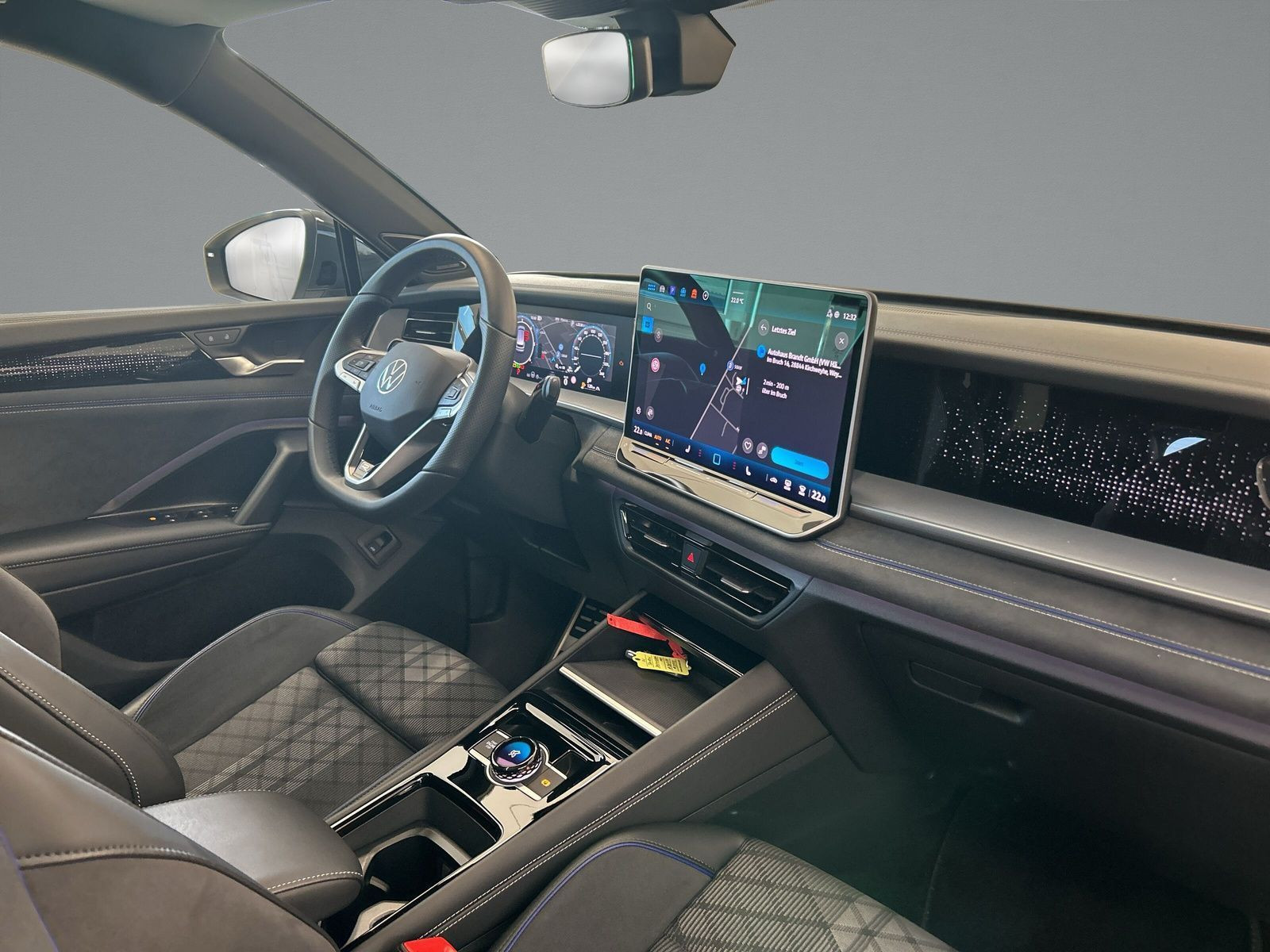 Volkswagen - Tayron_15