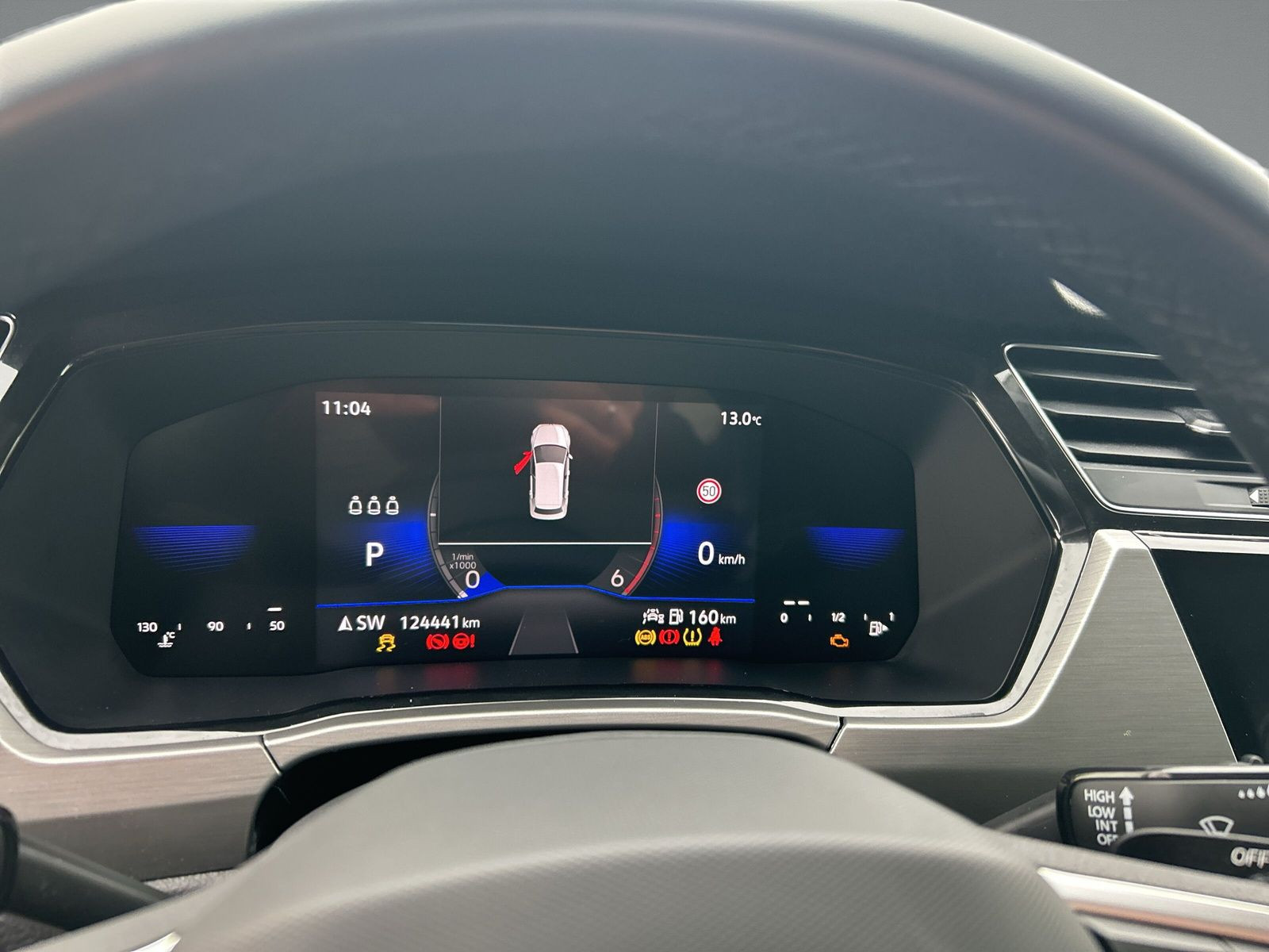 Volkswagen - Touran_20