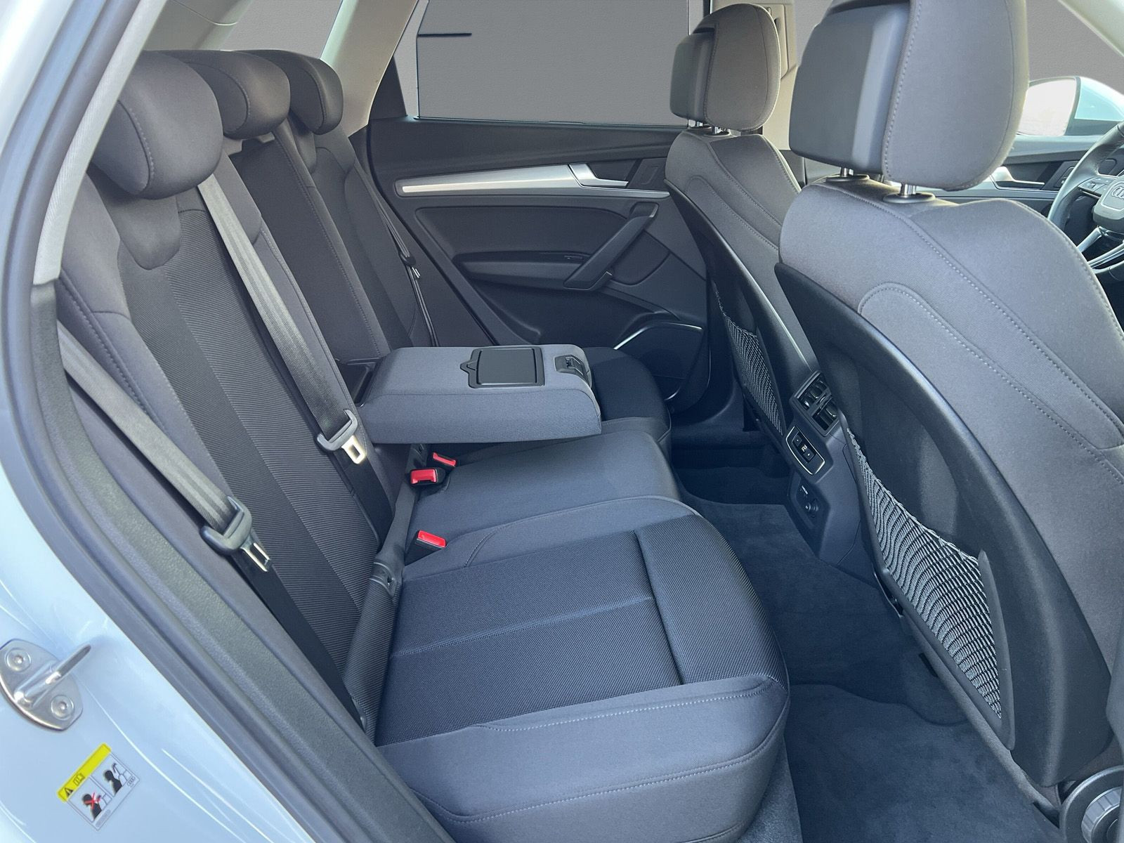 Audi - Q5_12