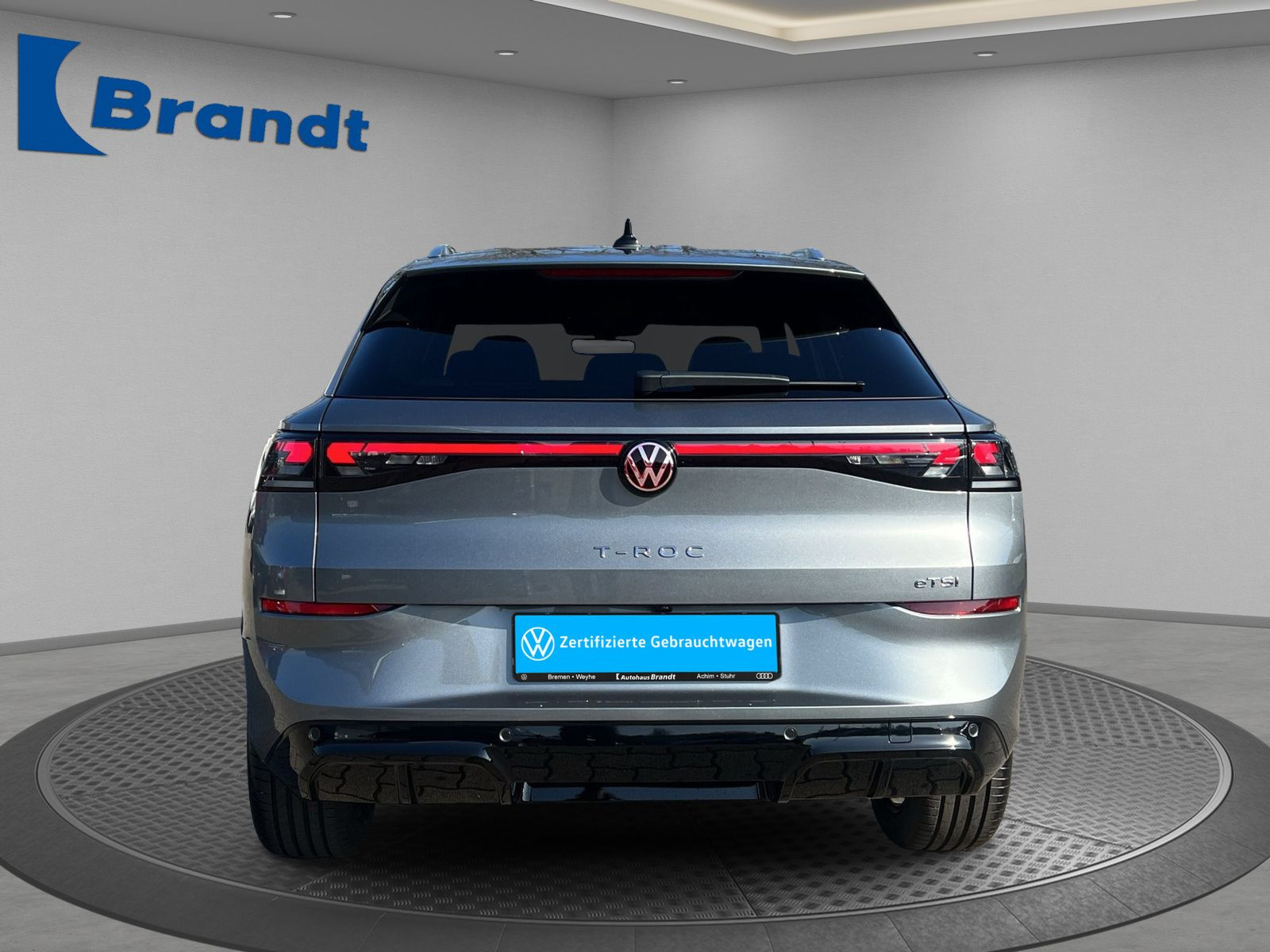 Volkswagen - T-Roc_5