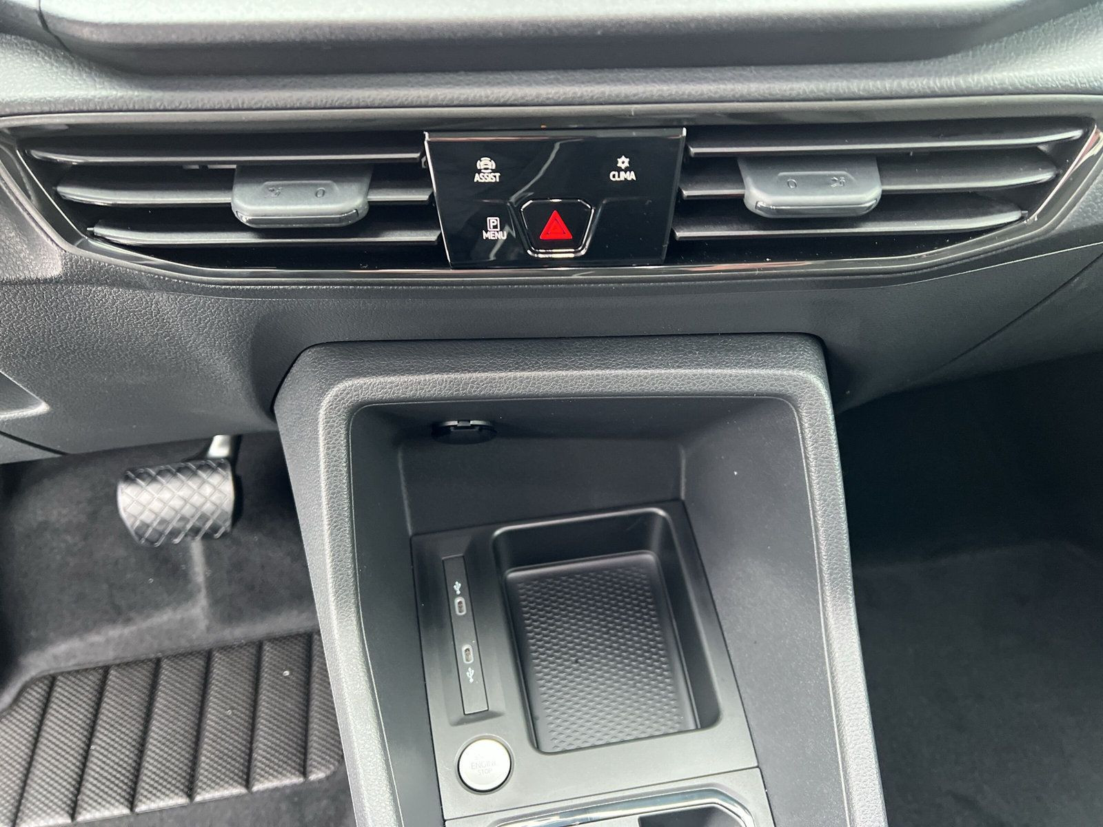 Volkswagen - Caddy_16