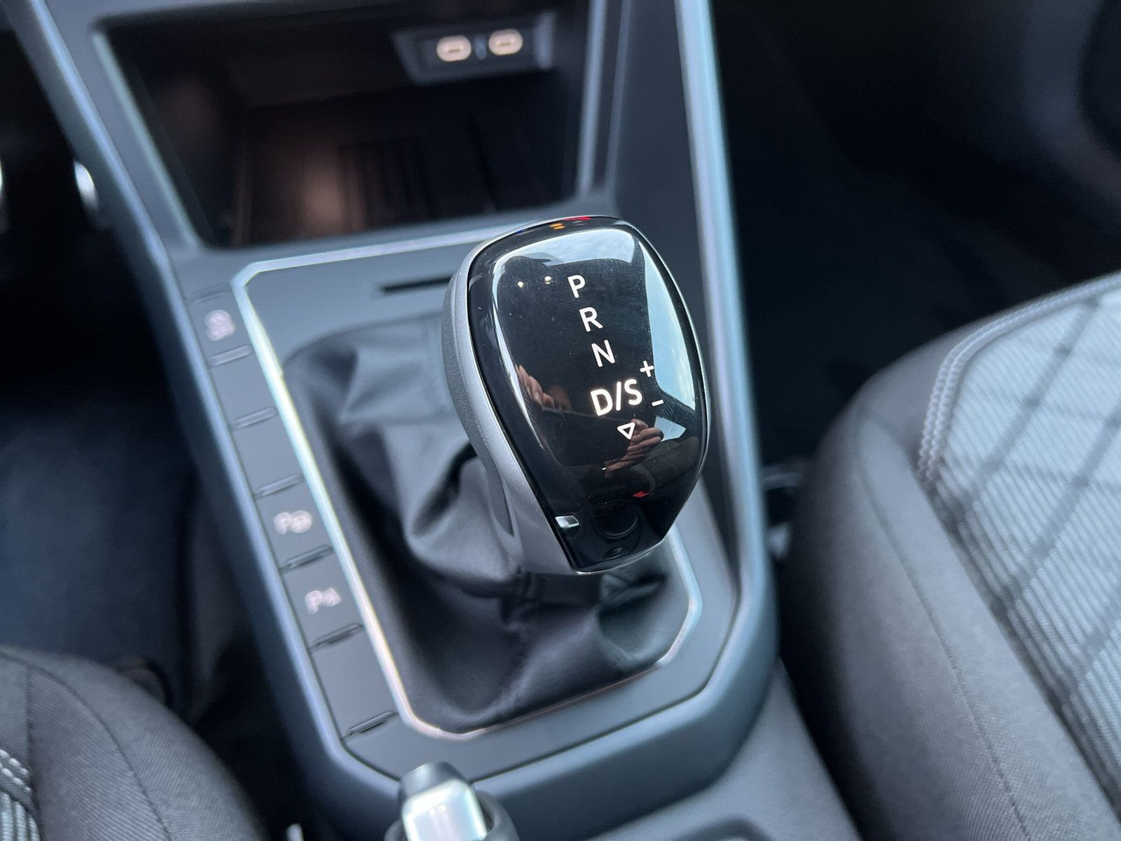 Volkswagen - Polo_15