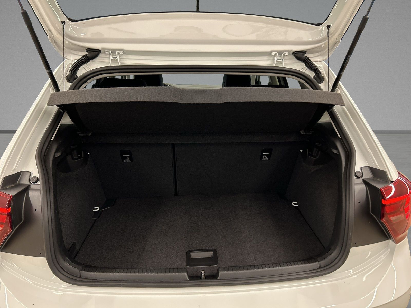 Volkswagen - Polo_10