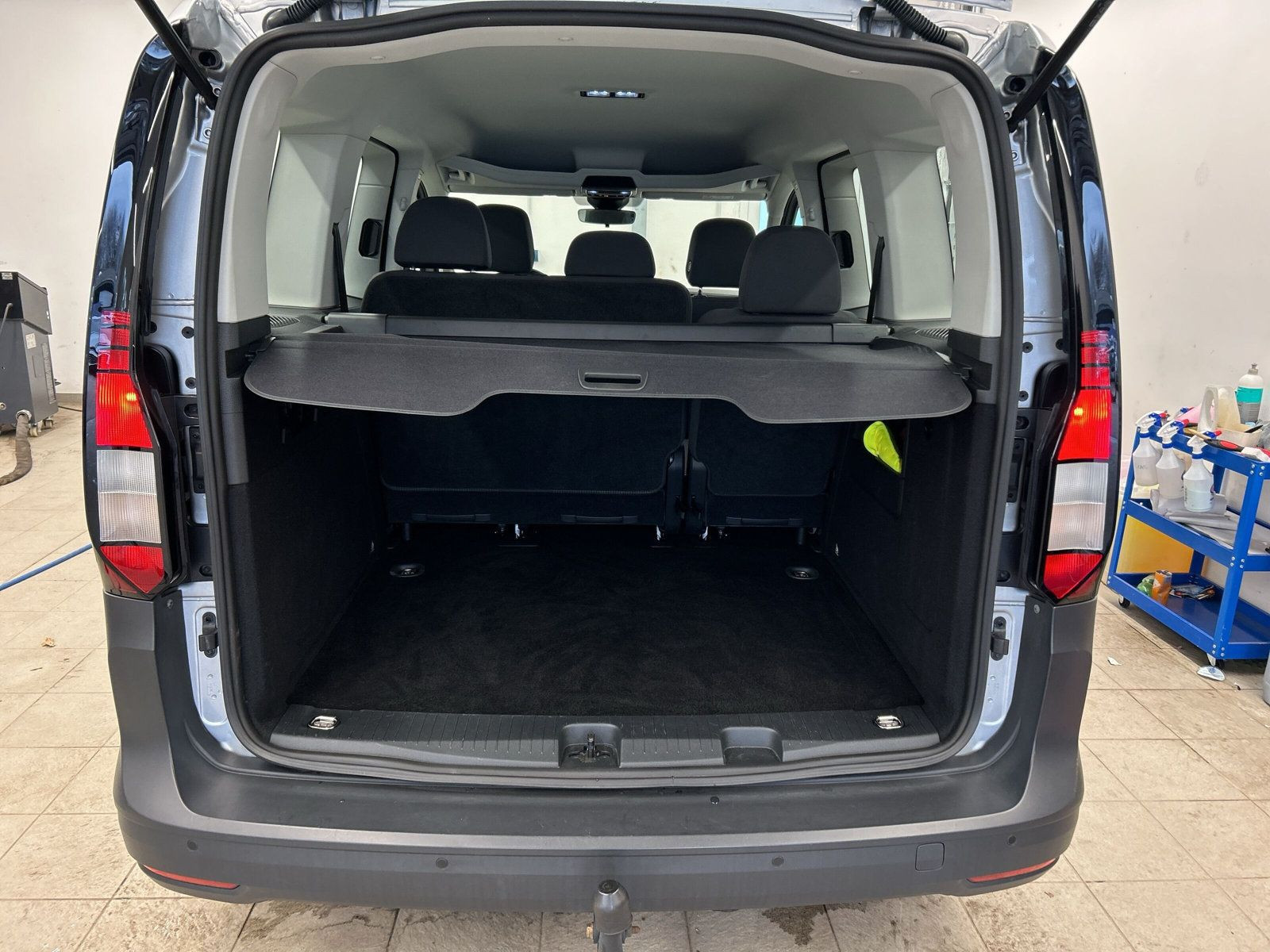 Volkswagen - Caddy_8