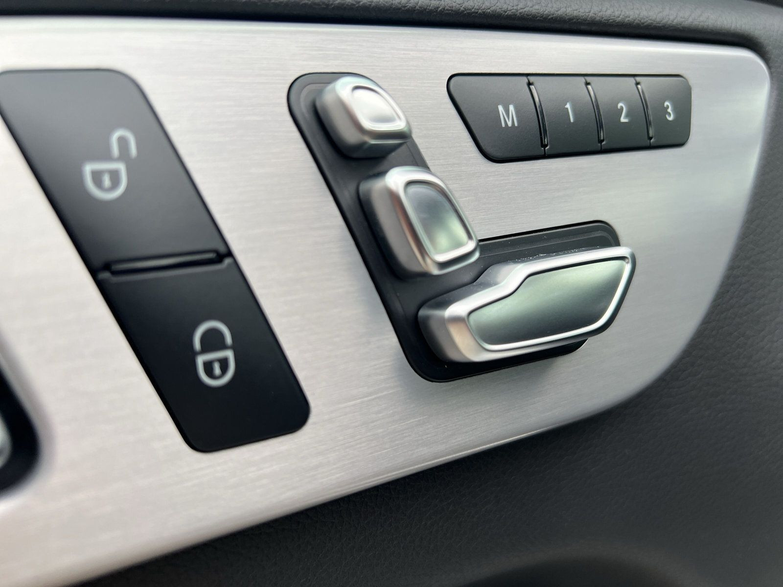 Mercedes-Benz - GLE 400_28