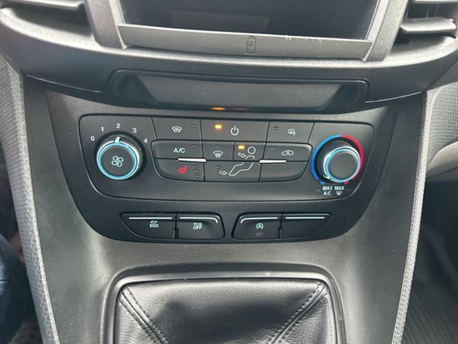 Ford - Transit Connect_19