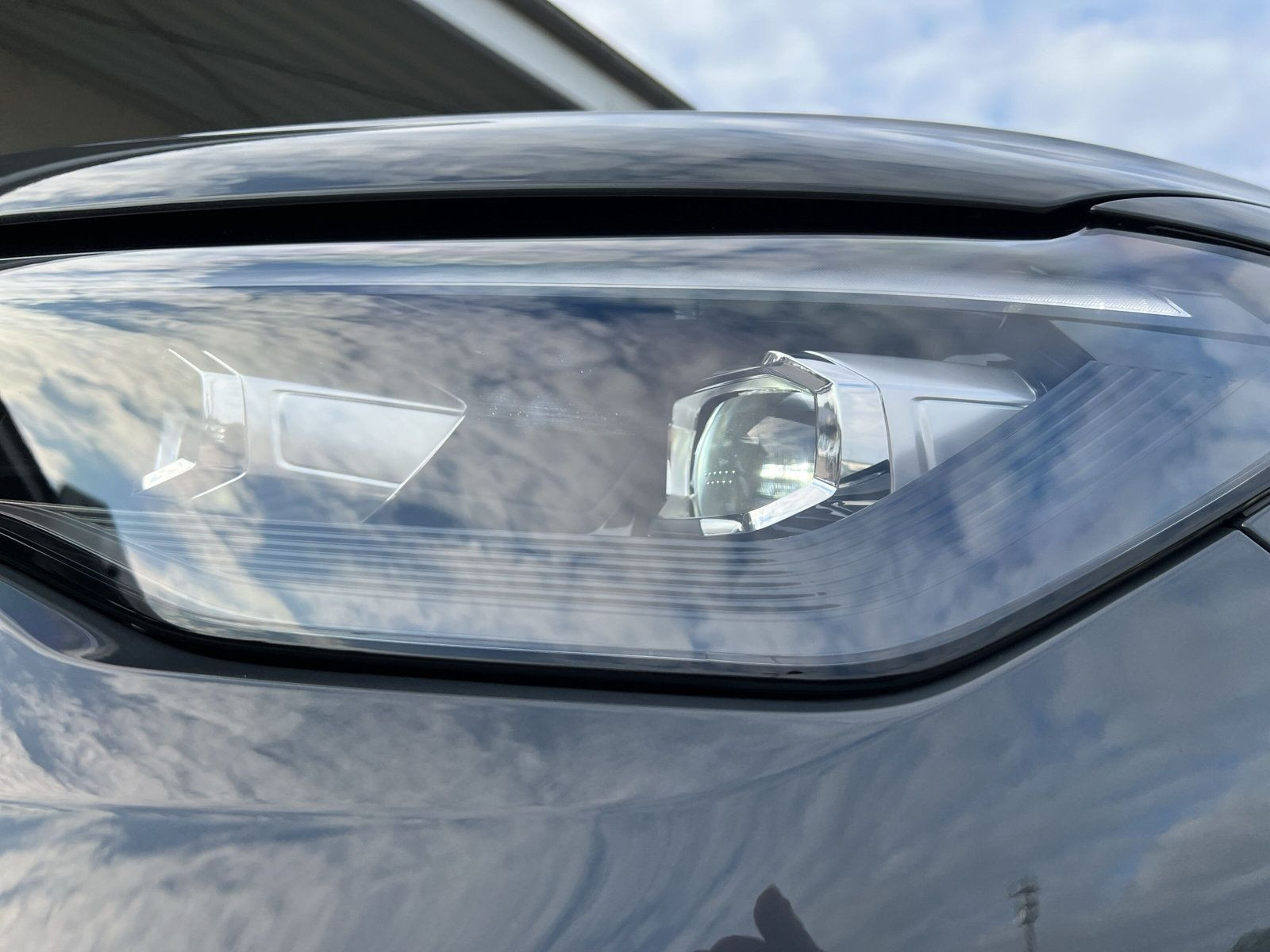 Volkswagen - Tiguan_33