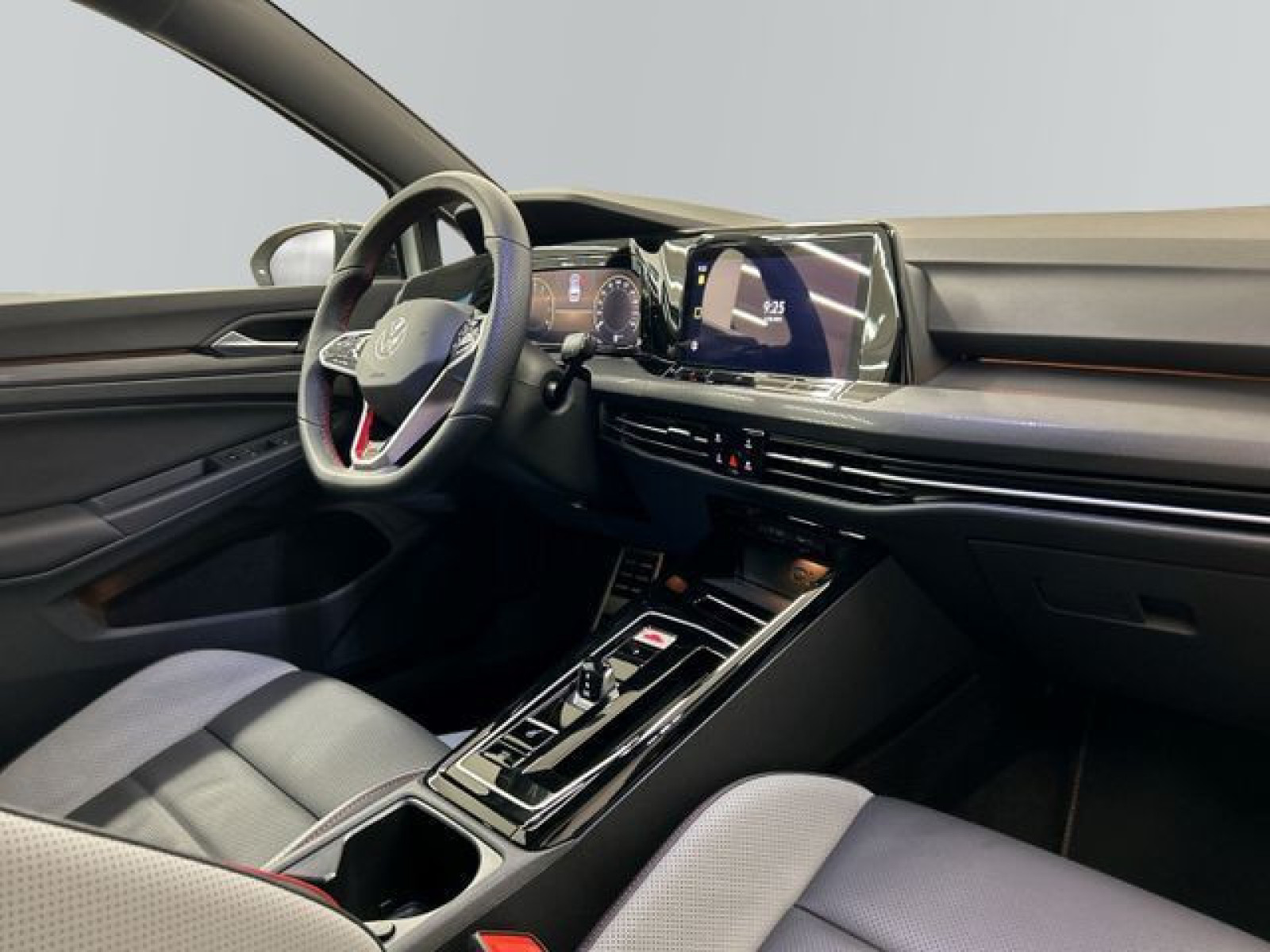 Volkswagen - Golf GTI_15