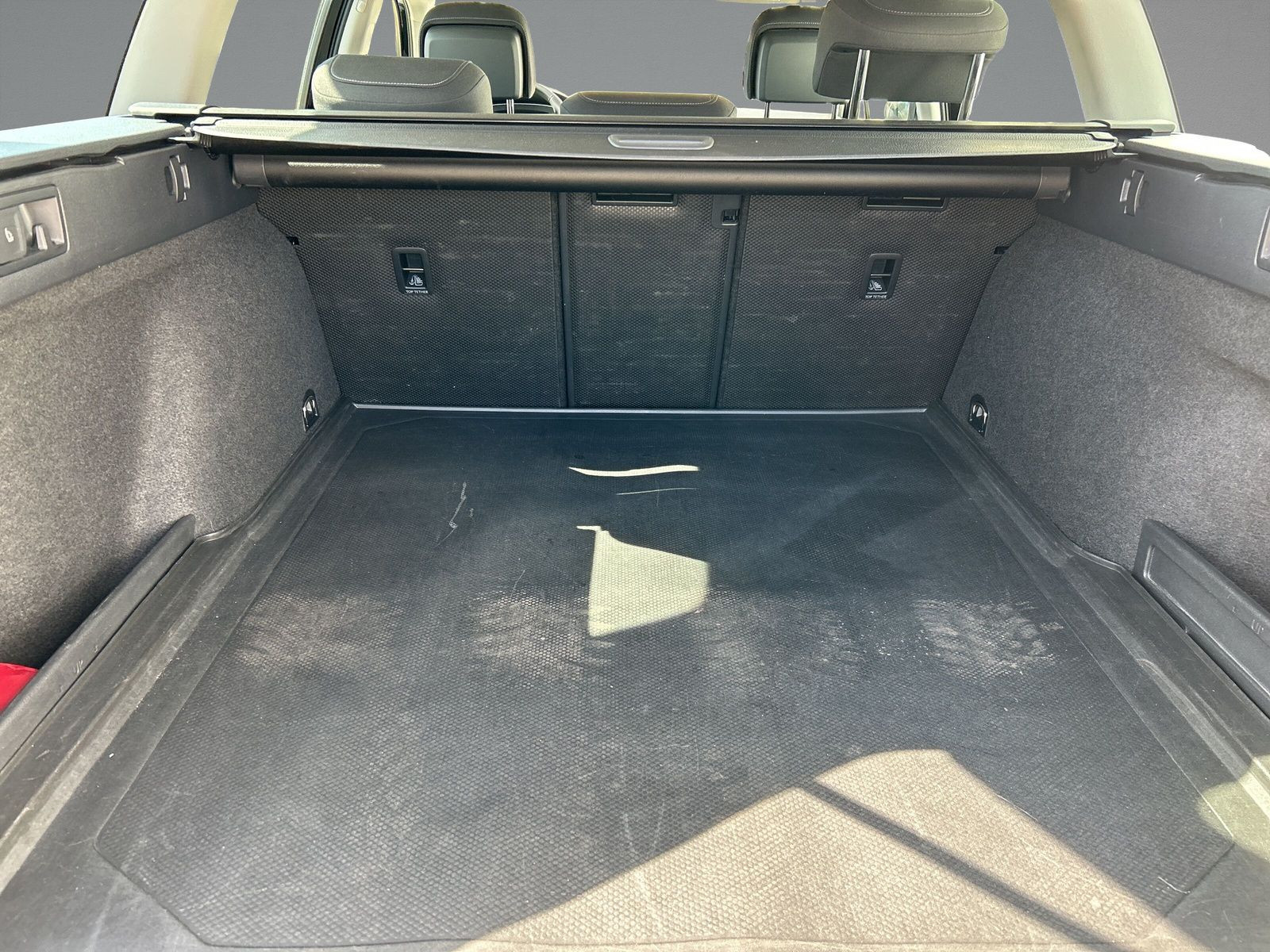 Volkswagen - Passat Variant_11