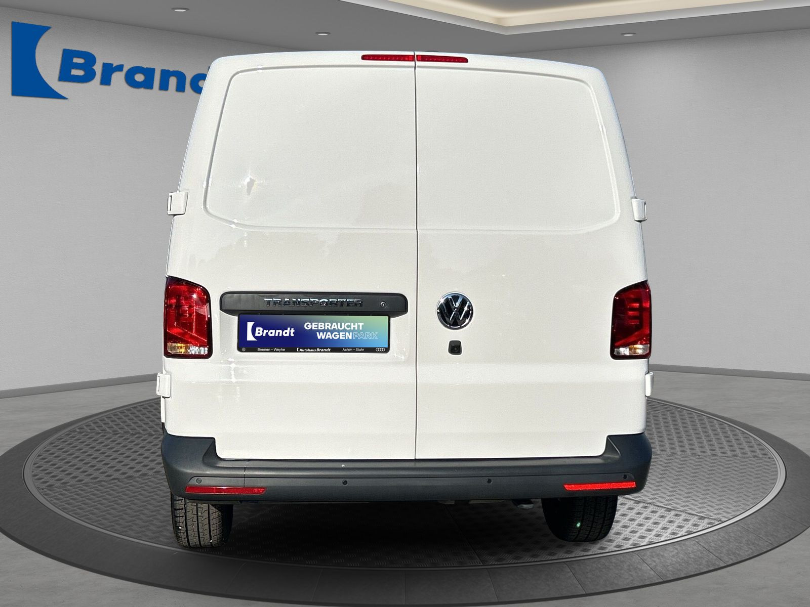 Volkswagen - T6.1 Transporter_6