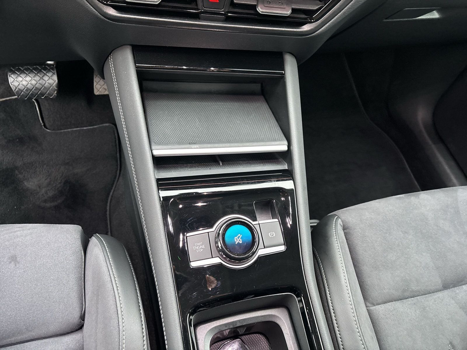 Volkswagen - Tayron_19