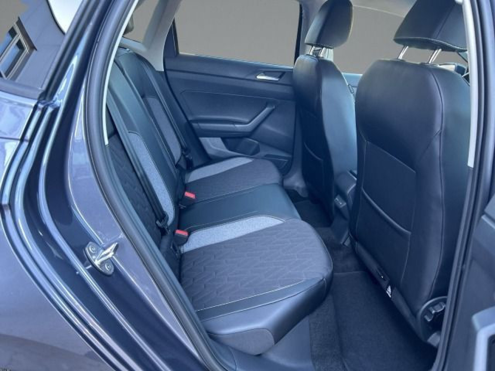 Volkswagen - Polo_14