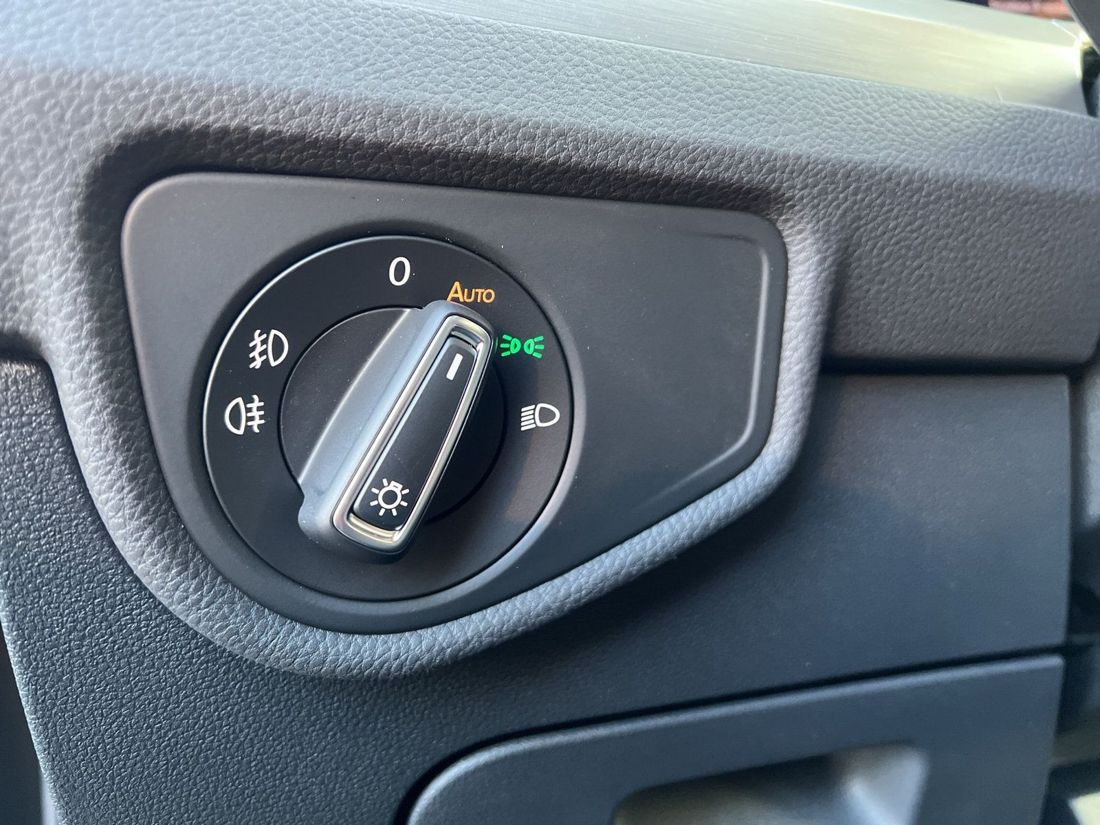 Volkswagen - Touran_28