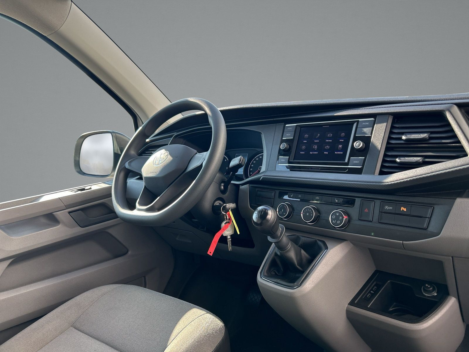 Volkswagen - T6.1 Transporter_13