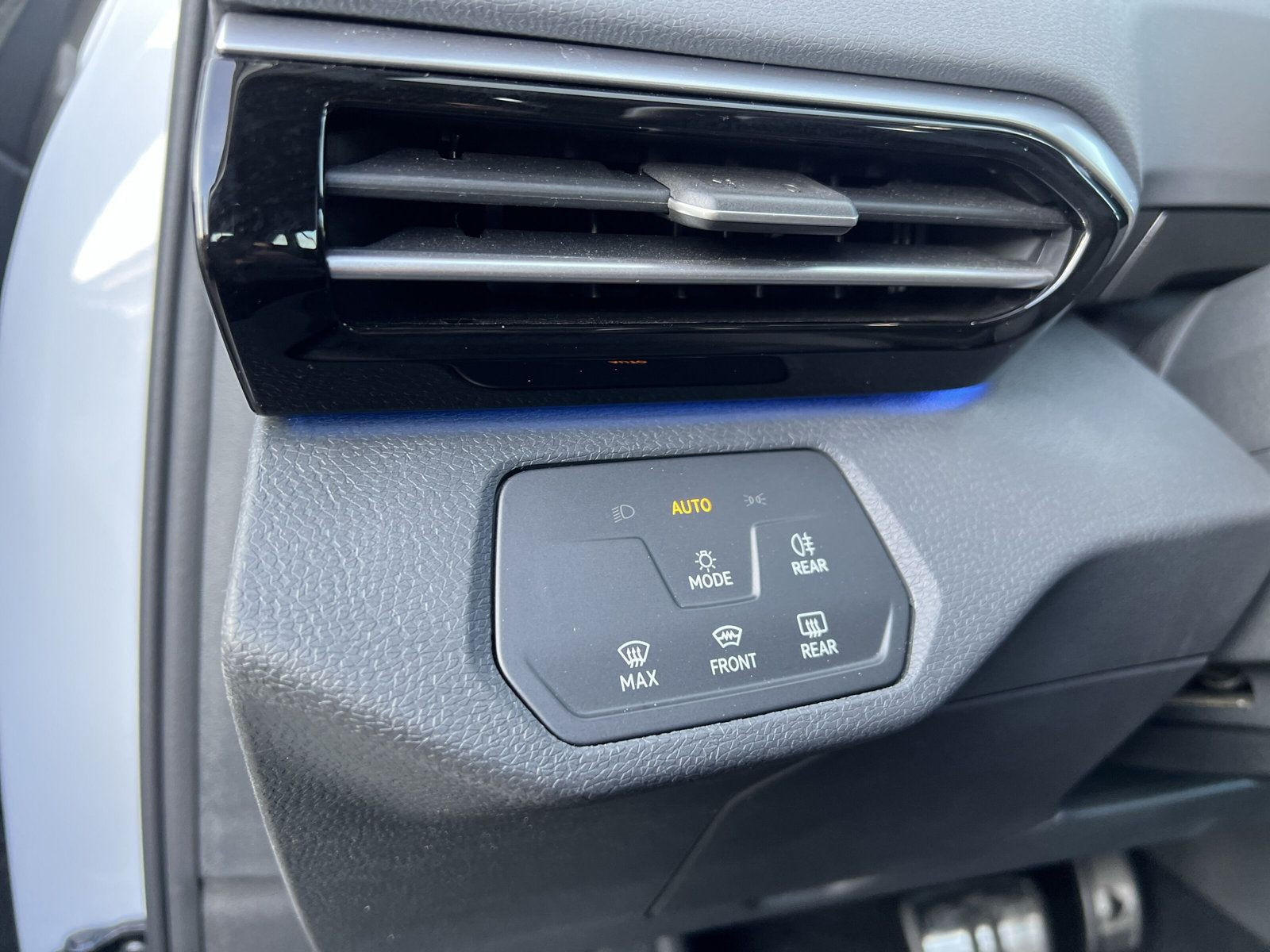 Volkswagen - ID.4_32