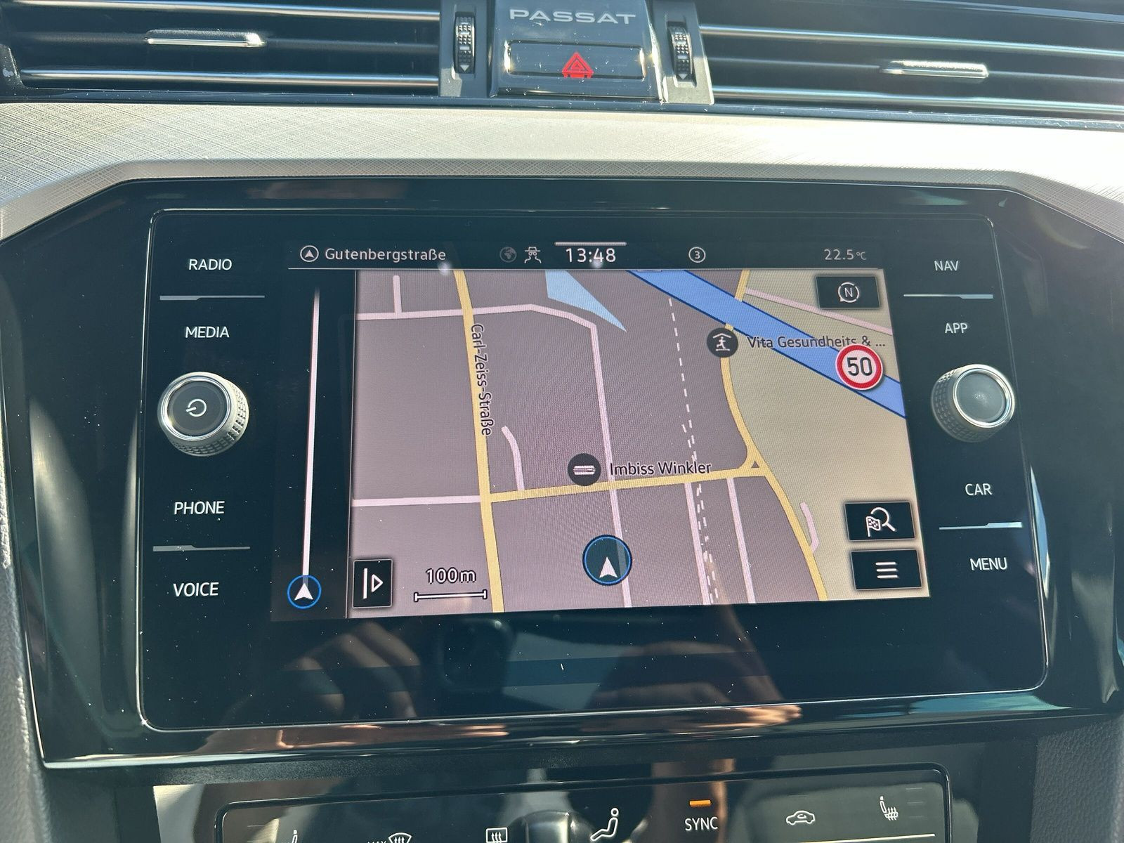 Volkswagen - Passat Variant_19