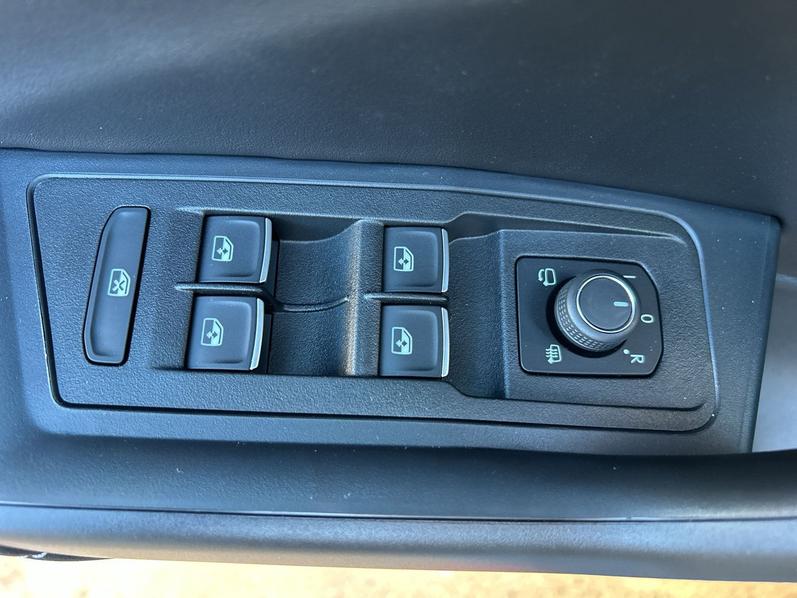 Volkswagen - T-Roc_27